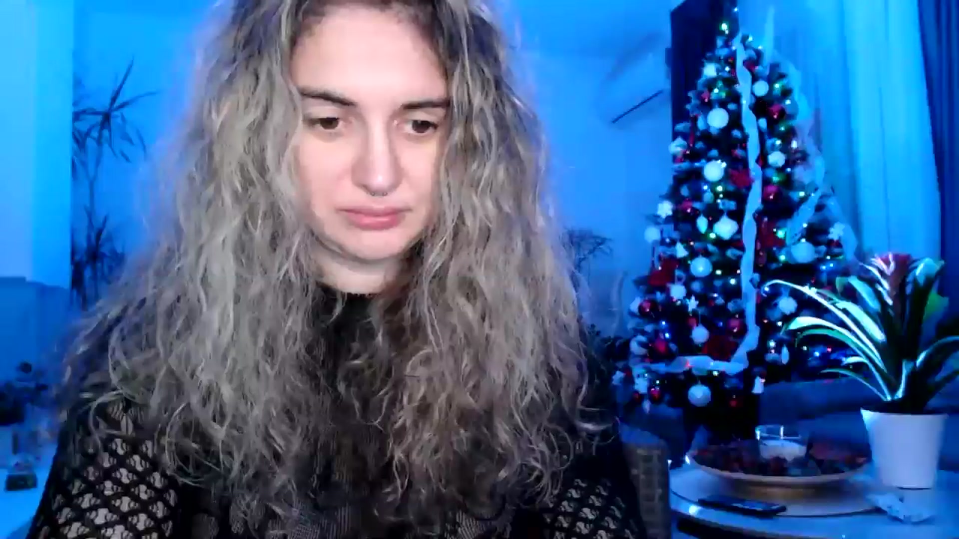 Gallery image thumbnail from MissDivinna's myfreecams stream on, 12/02/2024, 03:18 image 18 of 20