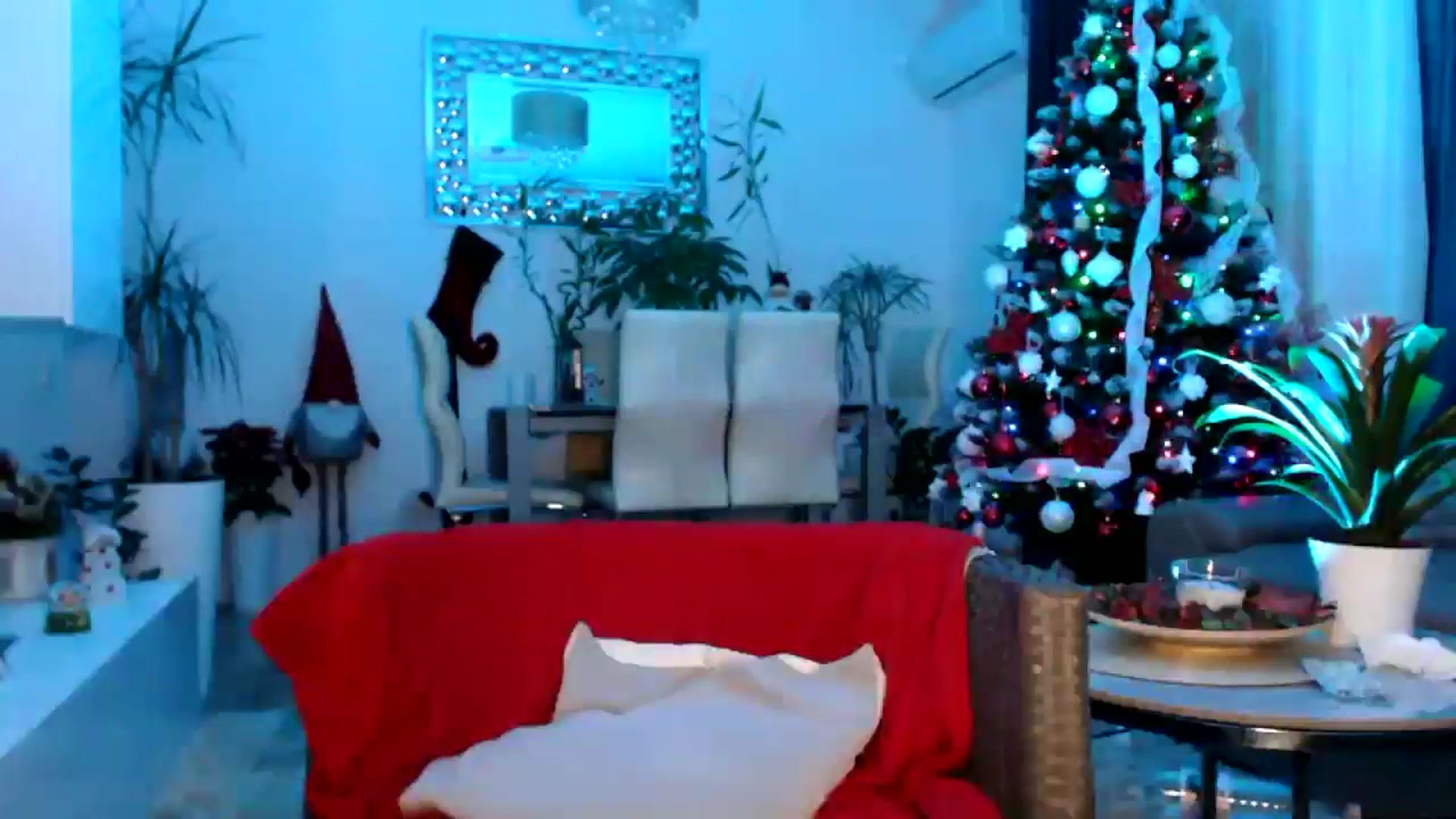 Gallery image thumbnail from MissDivinna's myfreecams stream on, 12/02/2024, 22:02 image 16 of 20