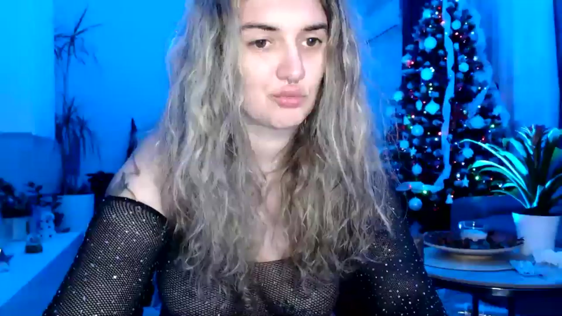 Gallery image thumbnail from MissDivinna's myfreecams stream on, 12/02/2024, 22:57 image 3 of 20