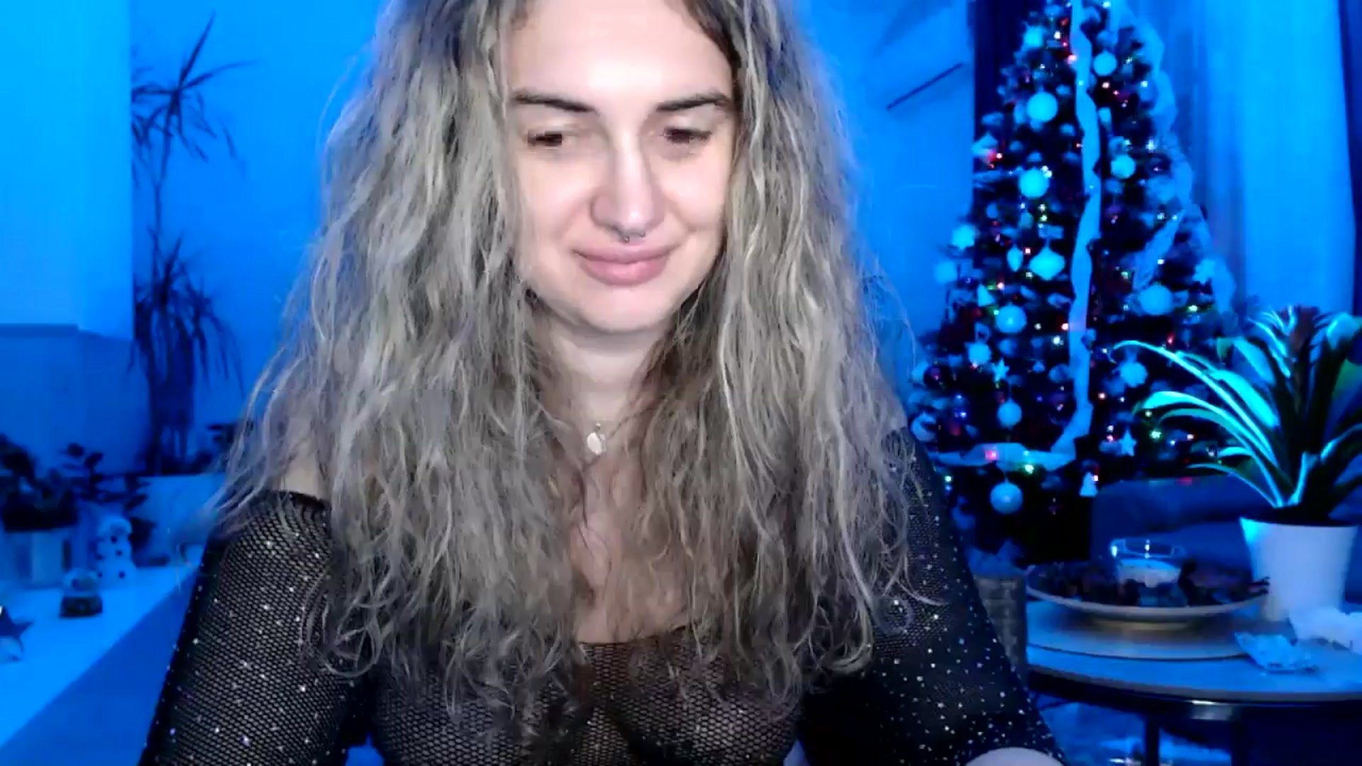 Gallery image thumbnail from MissDivinna's myfreecams stream on, 12/02/2024, 22:57 image 4 of 20