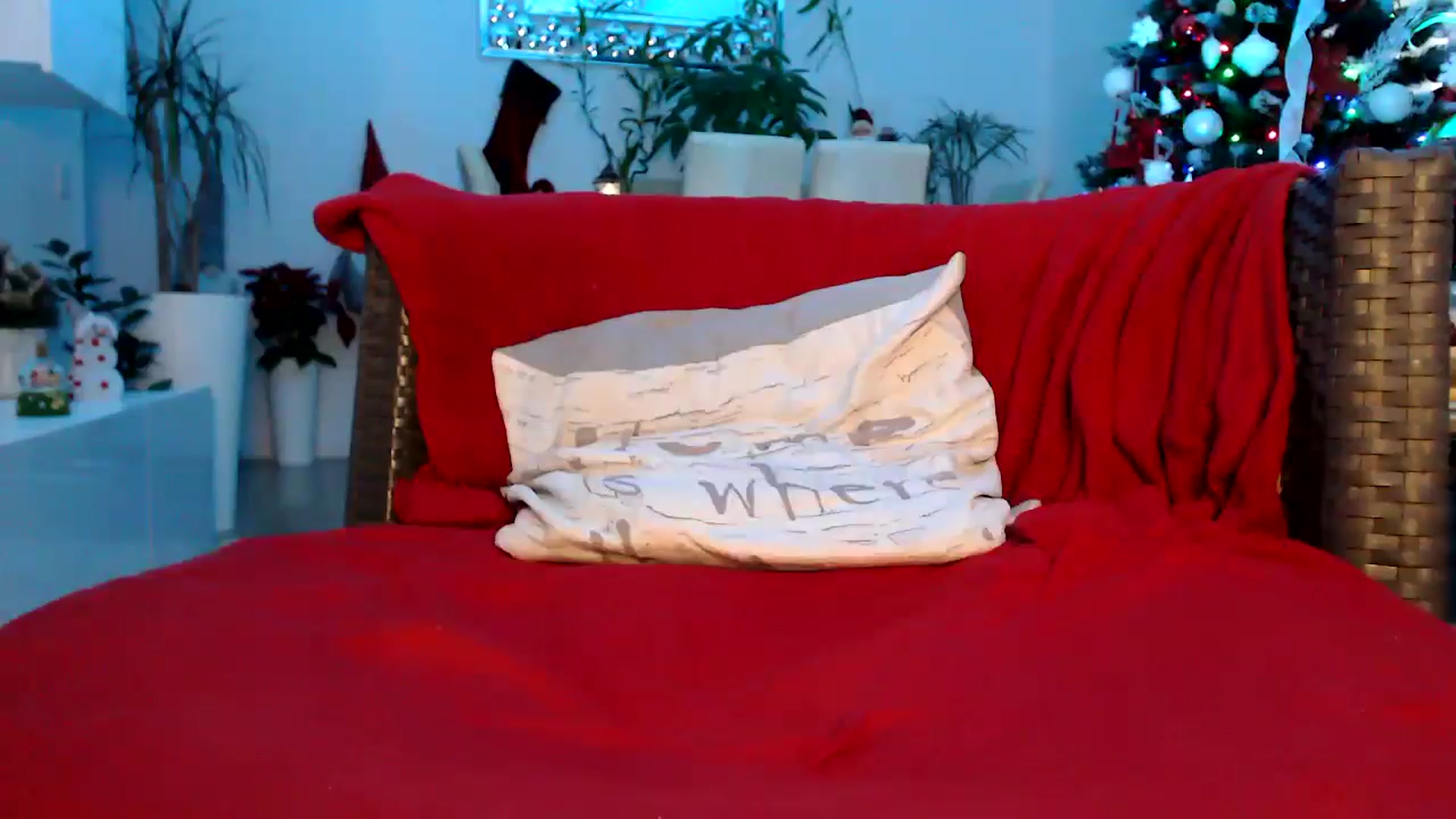 Gallery image thumbnail from MissDivinna's myfreecams stream on, 12/03/2024, 06:38 image 10 of 20