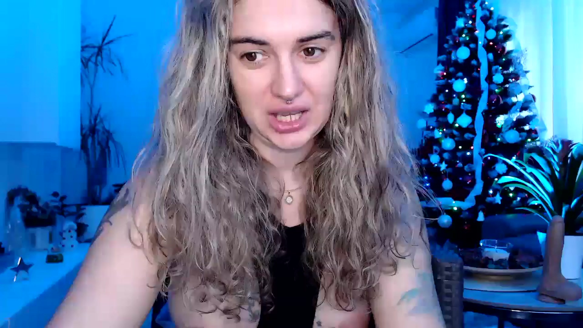 Gallery image thumbnail from MissDivinna's myfreecams stream on, 12/03/2024, 07:25 image 19 of 20