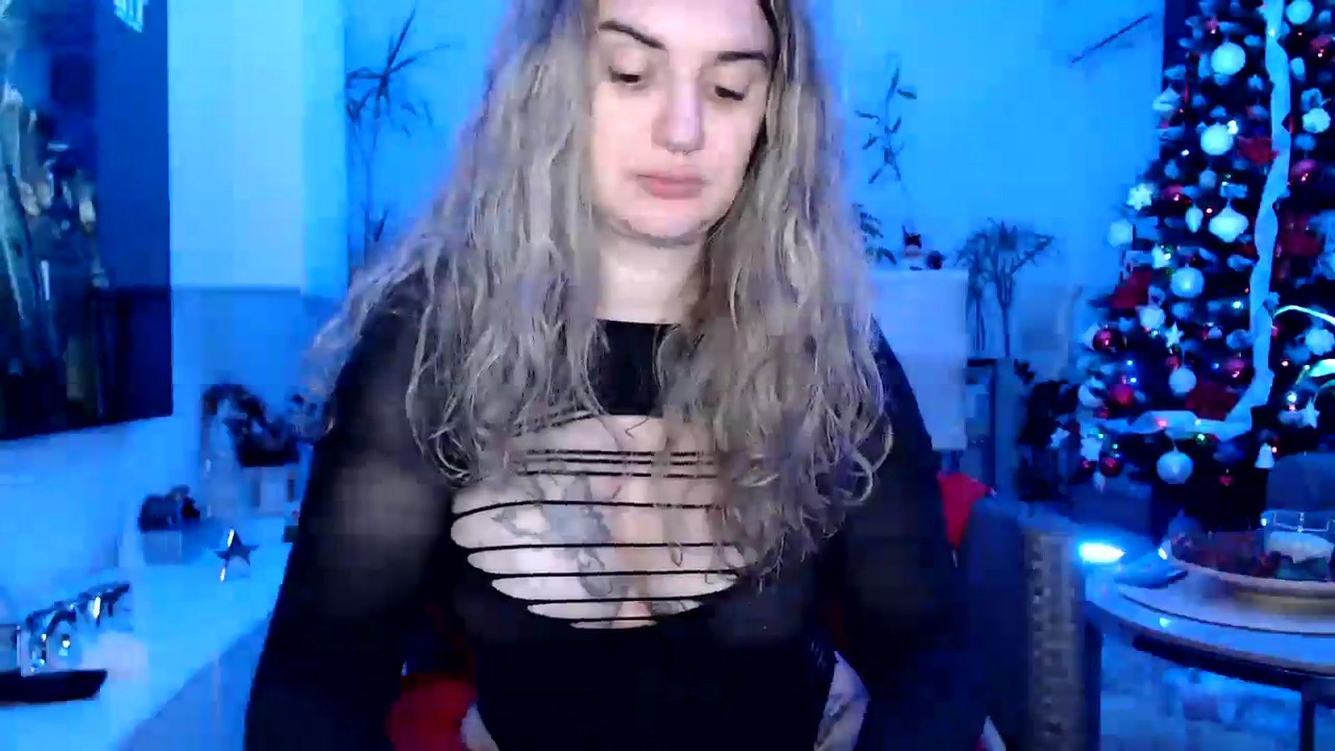 Gallery image thumbnail from MissDivinna's myfreecams stream on, 12/04/2024, 02:59 image 17 of 20
