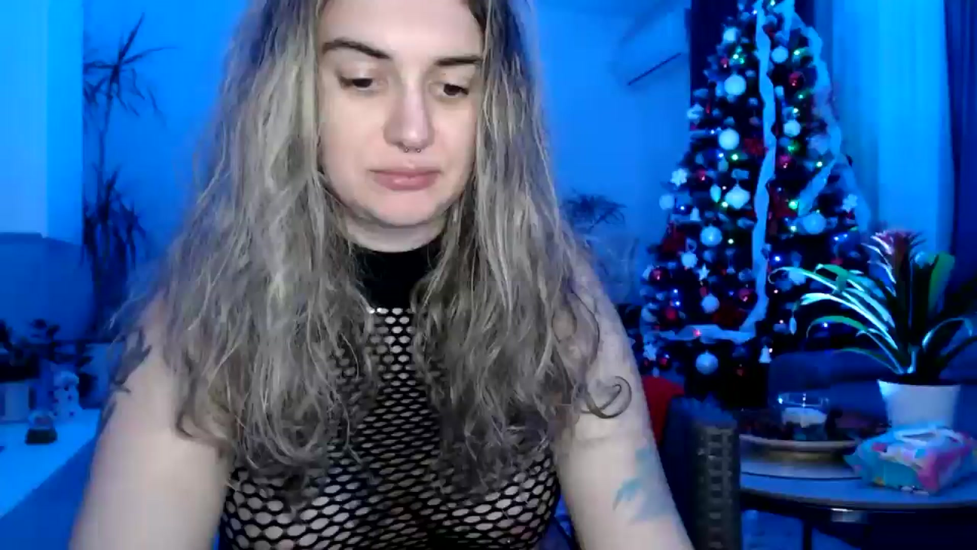 Gallery image thumbnail from MissDivinna's myfreecams stream on, 12/05/2024, 02:21 image 13 of 20