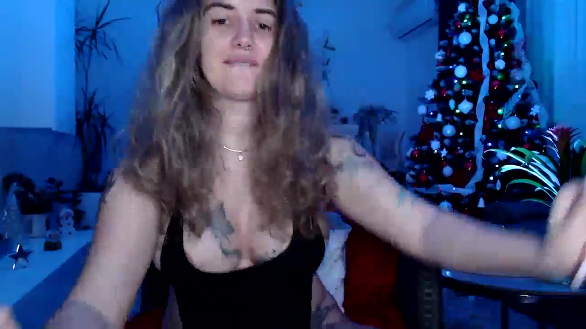 Gallery image thumbnail from MissDivinna's myfreecams stream on, 12/05/2024, 04:53 image 14 of 20