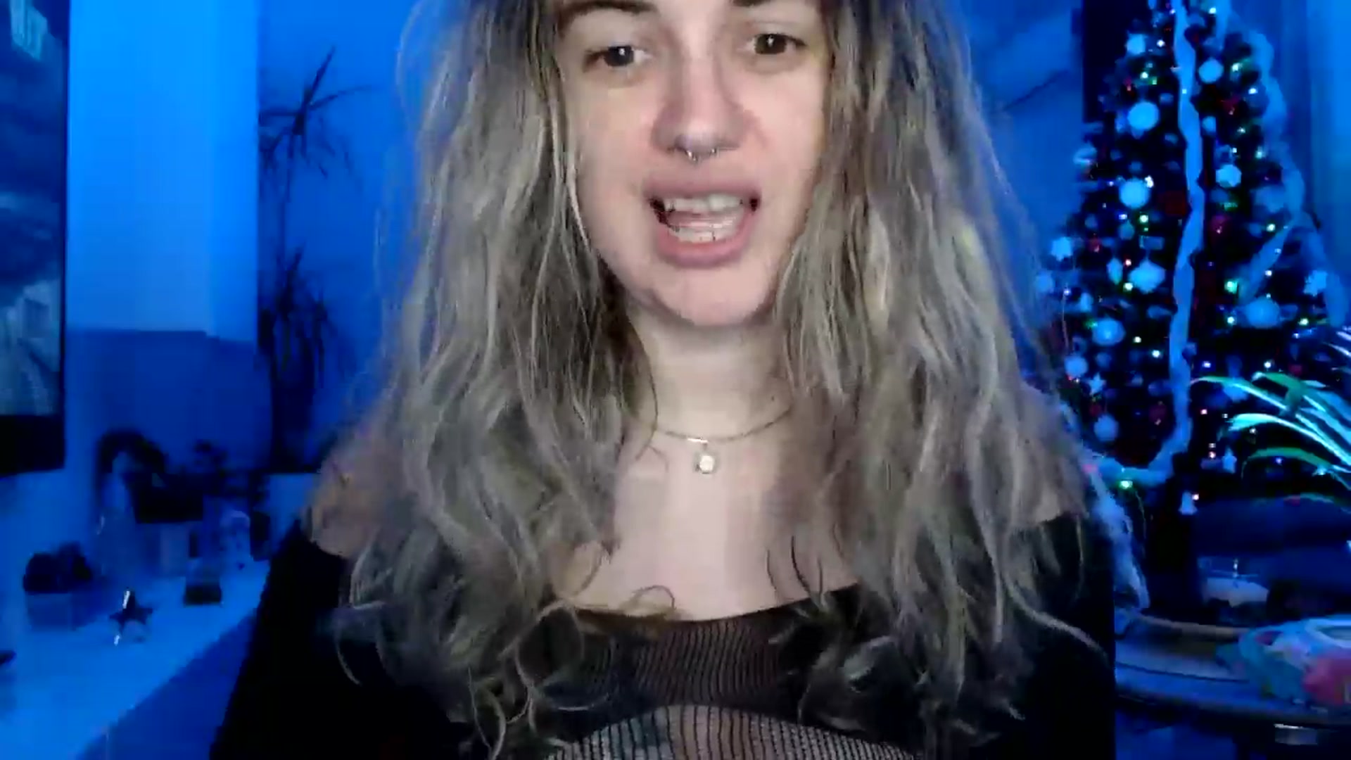 Gallery image thumbnail from MissDivinna's myfreecams stream on, 12/06/2024, 03:41 image 6 of 20