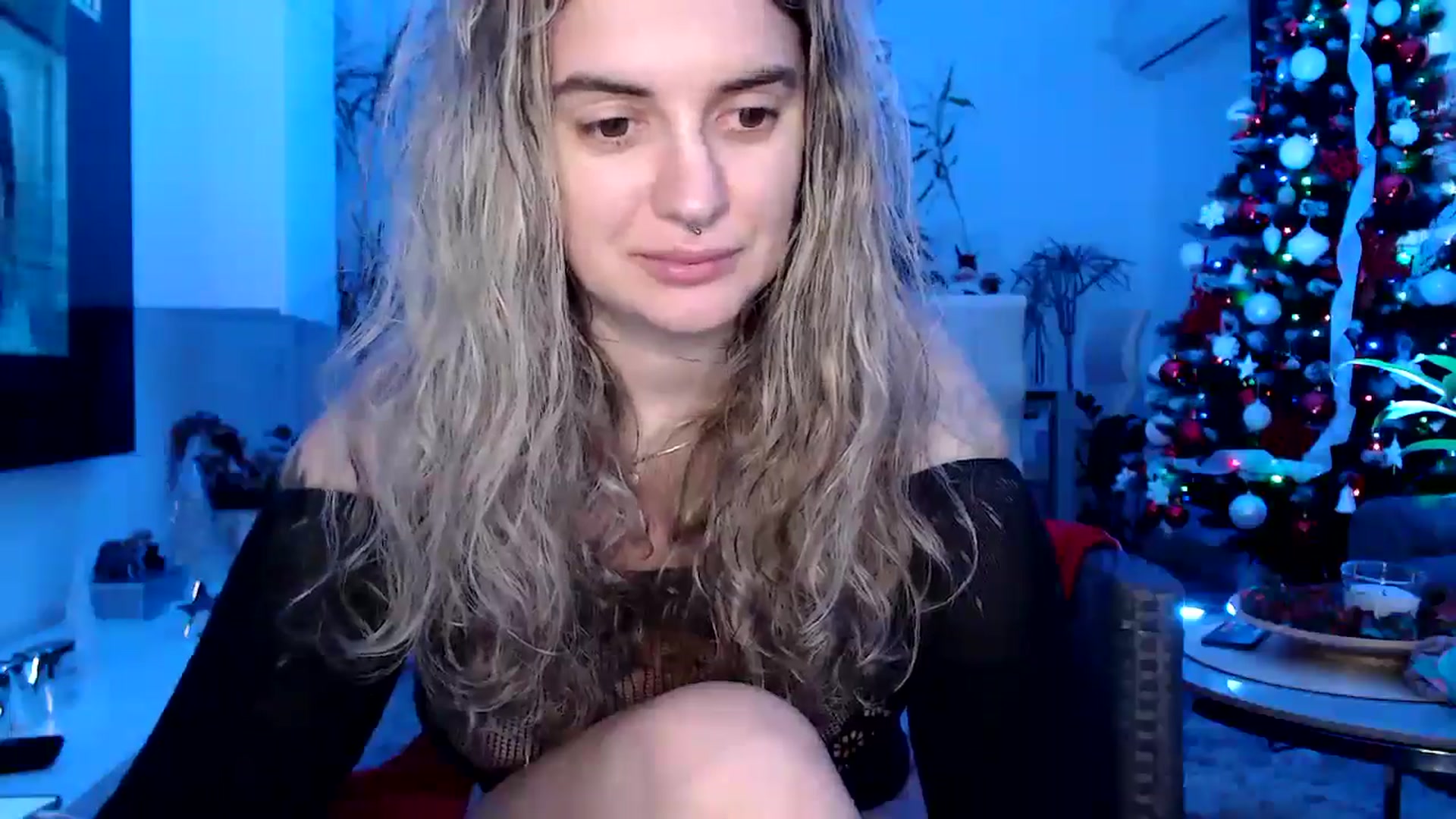 Gallery image thumbnail from MissDivinna's myfreecams stream on, 12/06/2024, 07:03 image 20 of 20