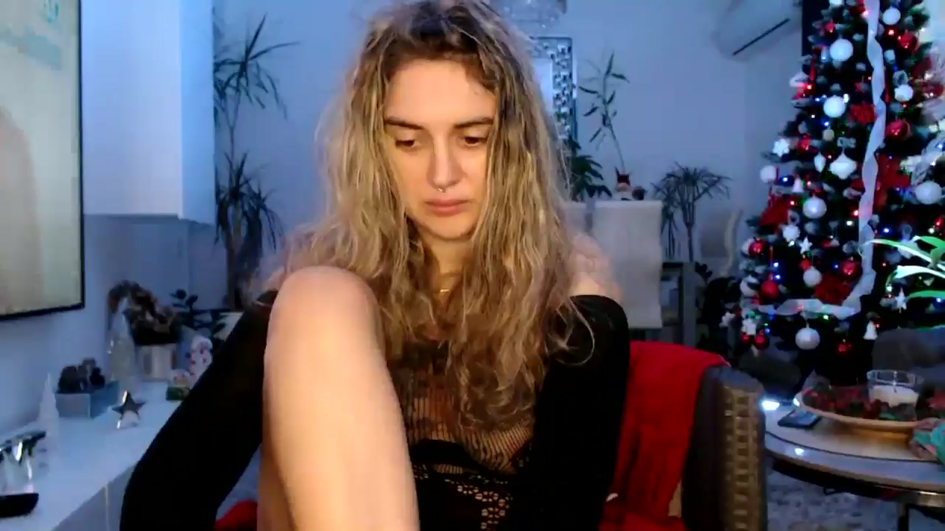 Gallery image thumbnail from MissDivinna's myfreecams stream on, 12/06/2024, 07:46 image 12 of 20