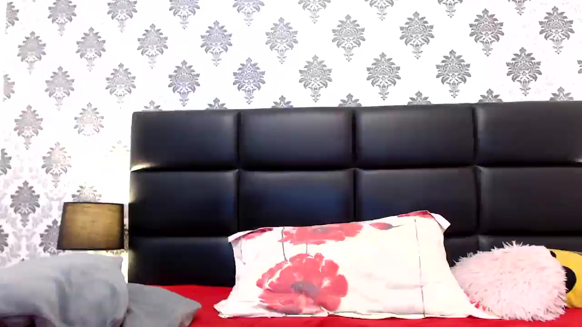 Gallery image thumbnail from MissDivinna's myfreecams stream on, 12/08/2024, 07:14 image 12 of 20