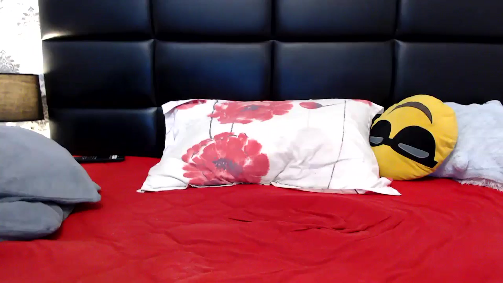 Gallery image thumbnail from MissDivinna's myfreecams stream on, 12/13/2024, 03:04 image 3 of 20