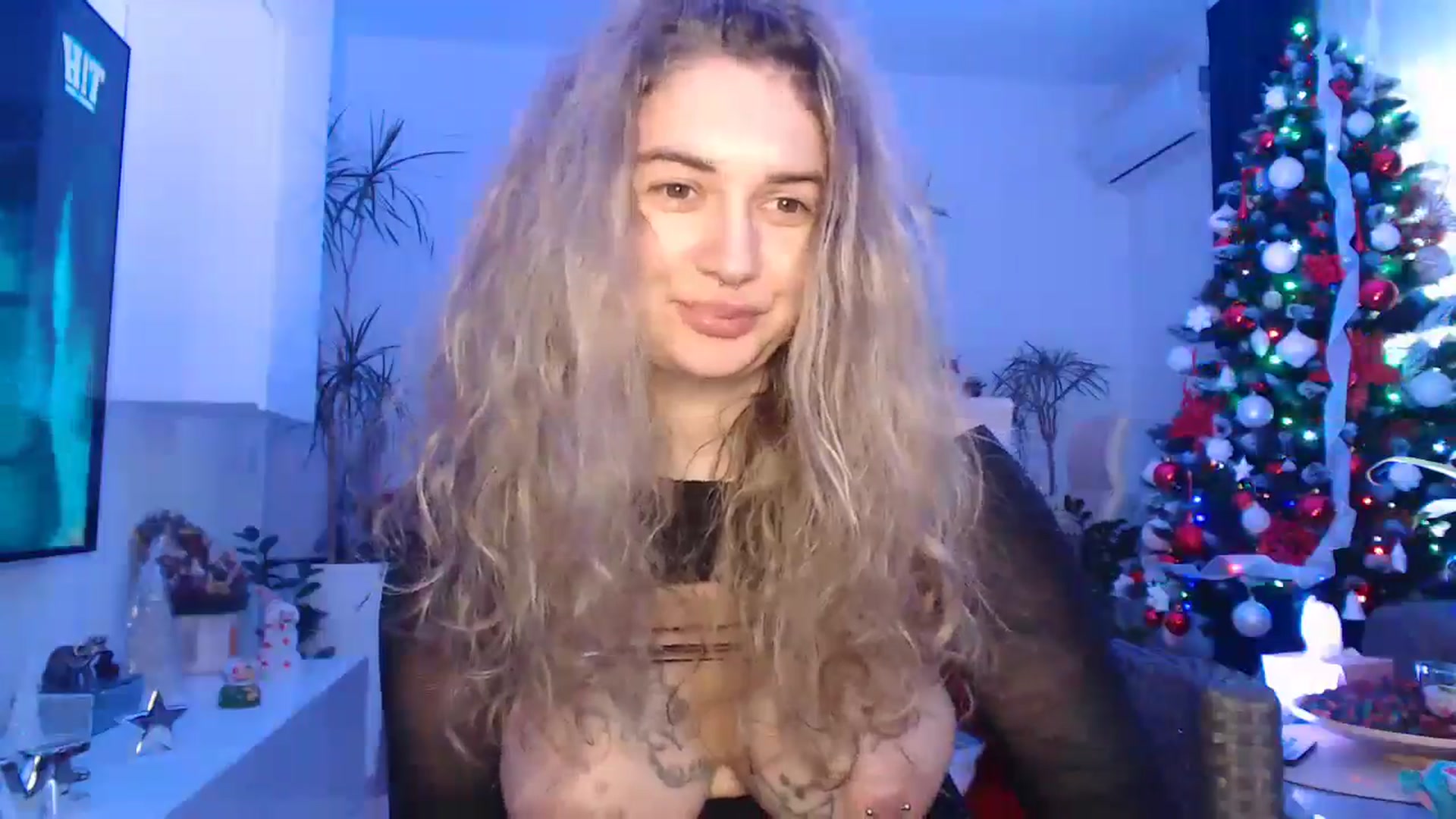 Gallery image thumbnail from MissDivinna's myfreecams stream on, 12/18/2024, 07:09 image 9 of 20