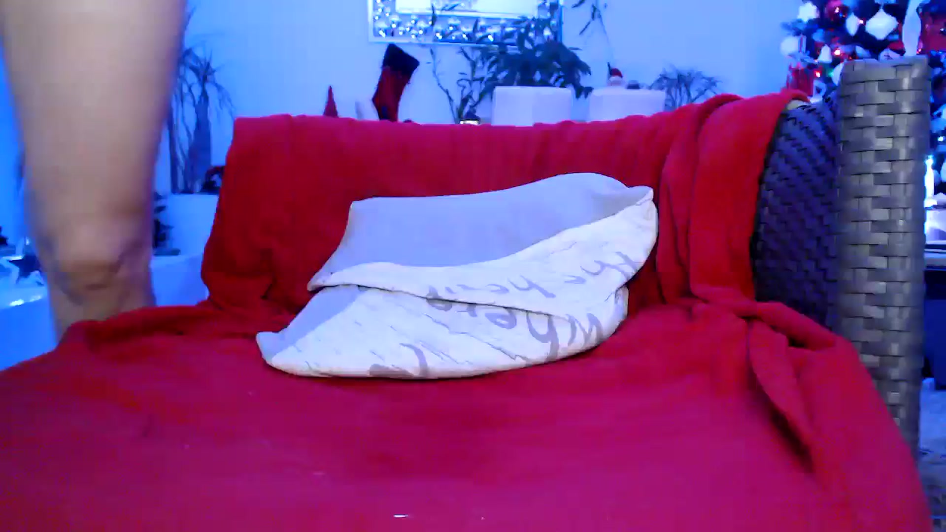 Gallery image thumbnail from MissDivinna's myfreecams stream on, 12/19/2024, 24:09 image 1 of 20