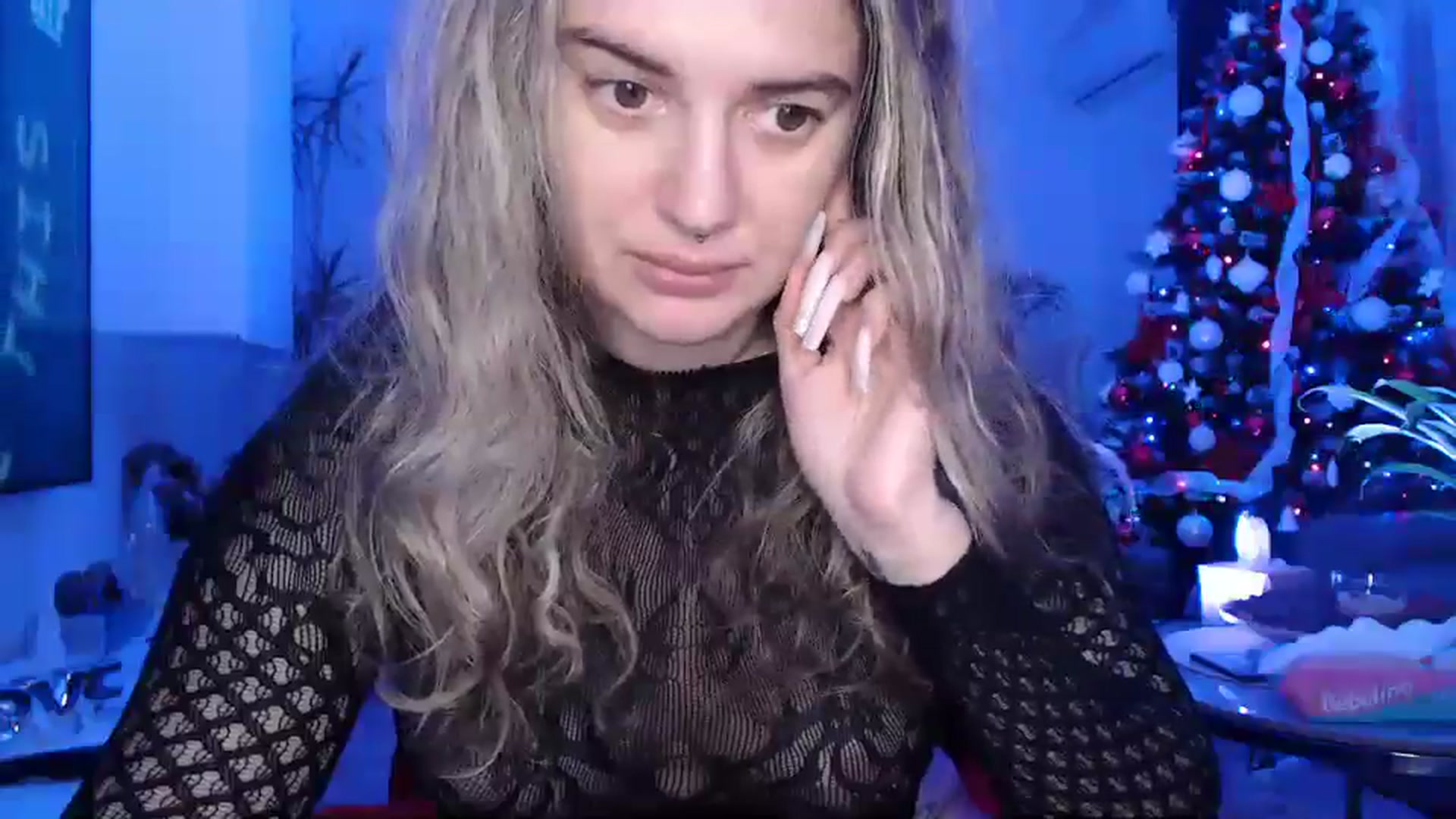 Gallery image thumbnail from MissDivinna's myfreecams stream on, 12/19/2024, 01:41 image 15 of 20