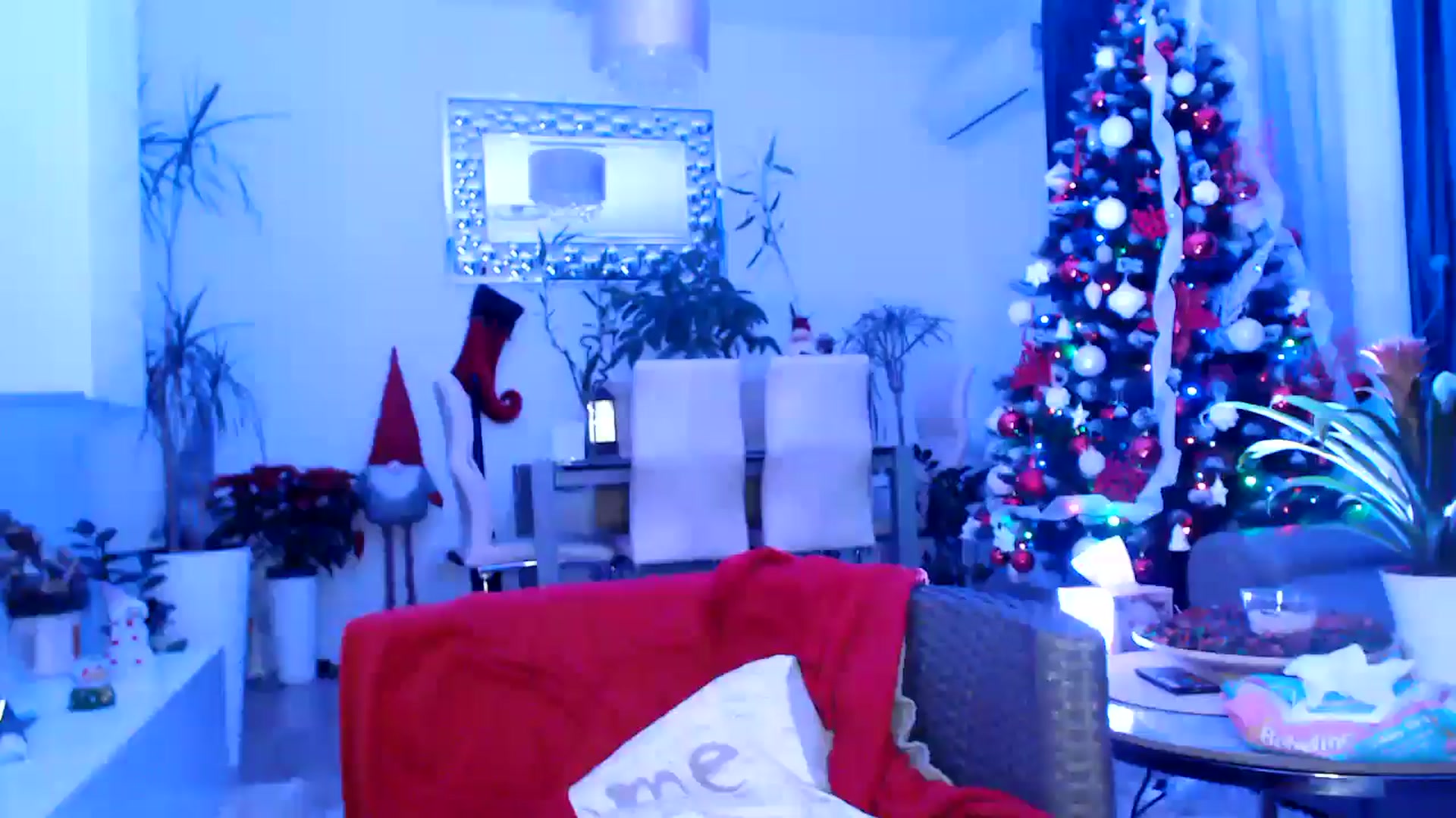 Gallery image thumbnail from MissDivinna's myfreecams stream on, 12/20/2024, 02:03 image 16 of 20