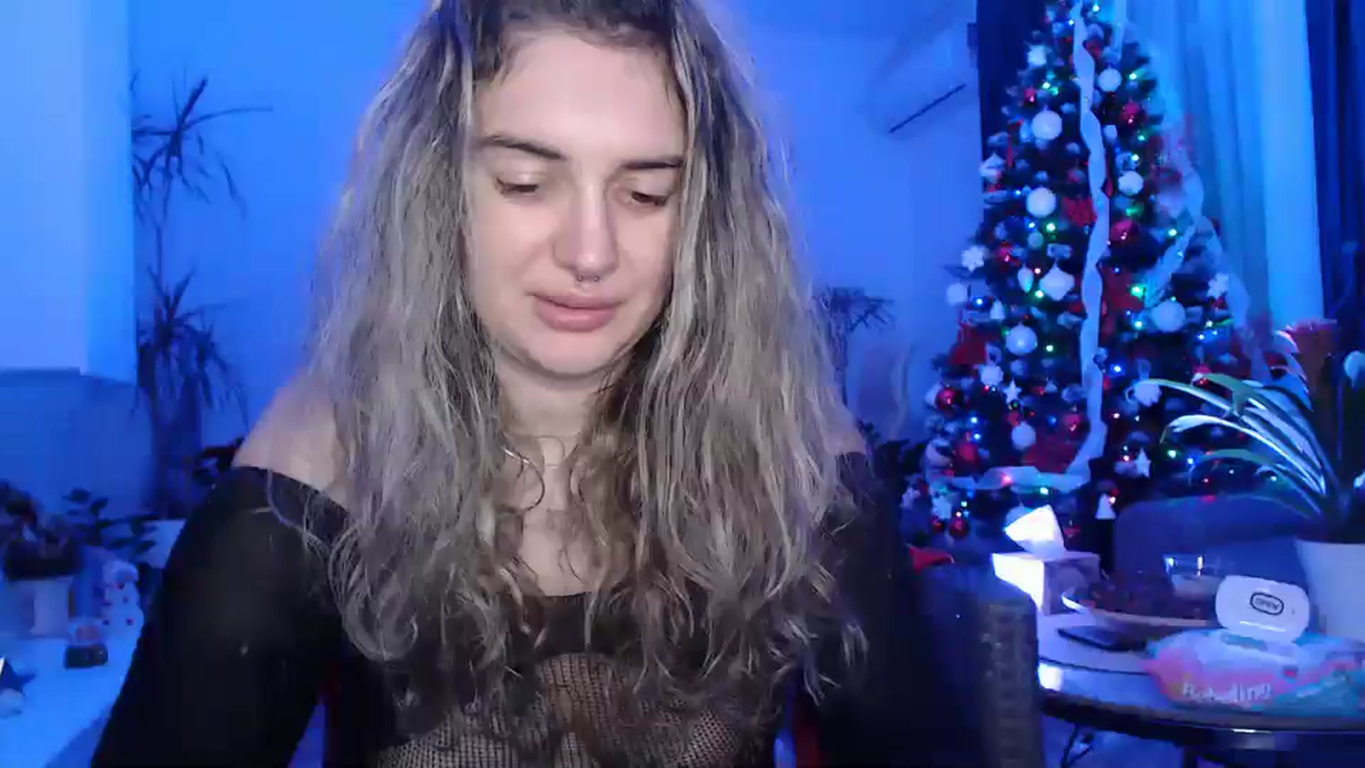 Gallery image thumbnail from MissDivinna's myfreecams stream on, 12/20/2024, 05:05 image 7 of 20