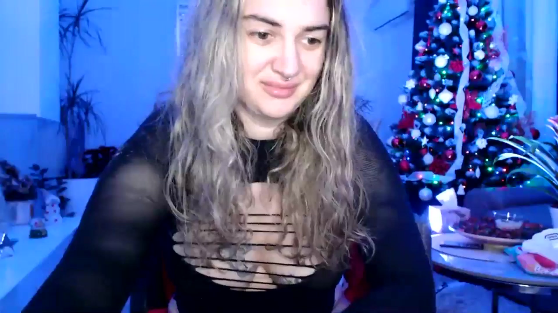 Gallery image thumbnail from MissDivinna's myfreecams stream on, 12/21/2024, 24:09 image 12 of 20