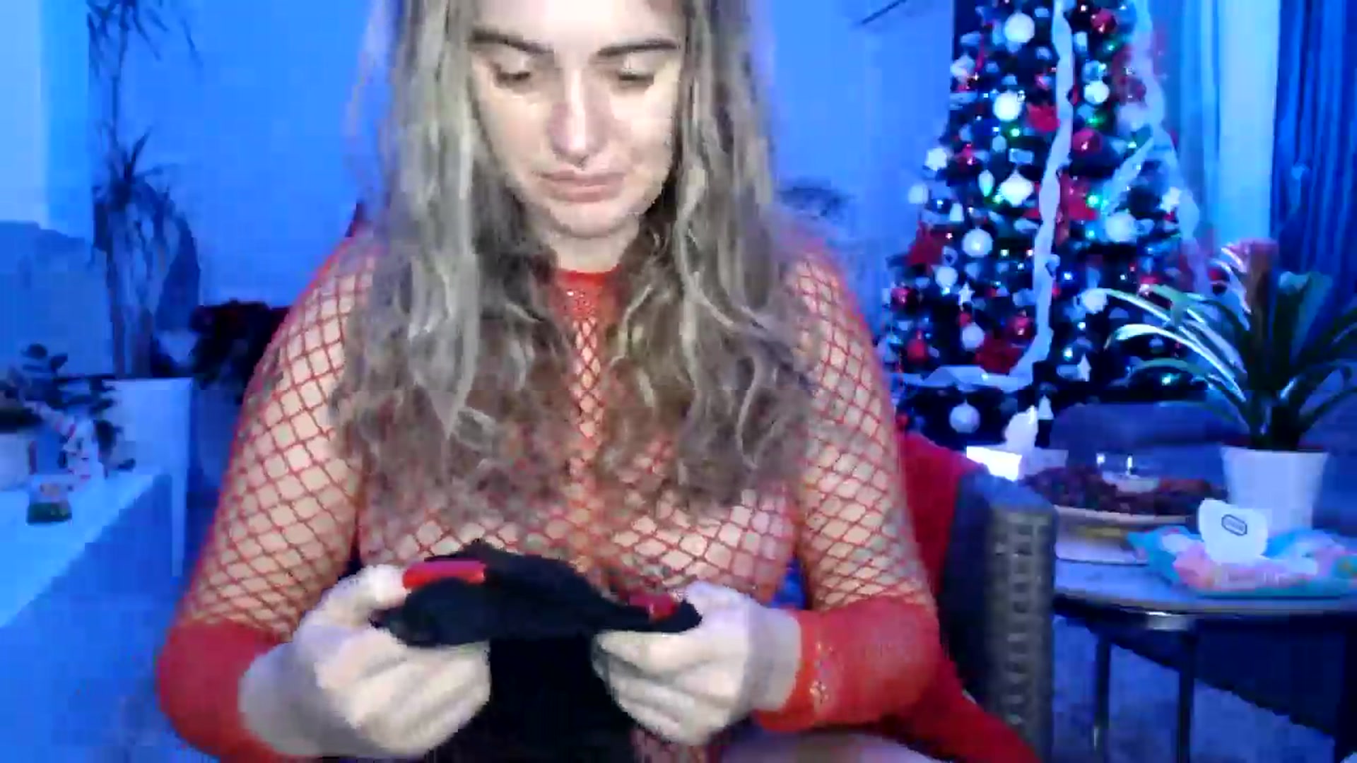 Gallery image thumbnail from MissDivinna's myfreecams stream on, 12/22/2024, 24:24 image 17 of 20