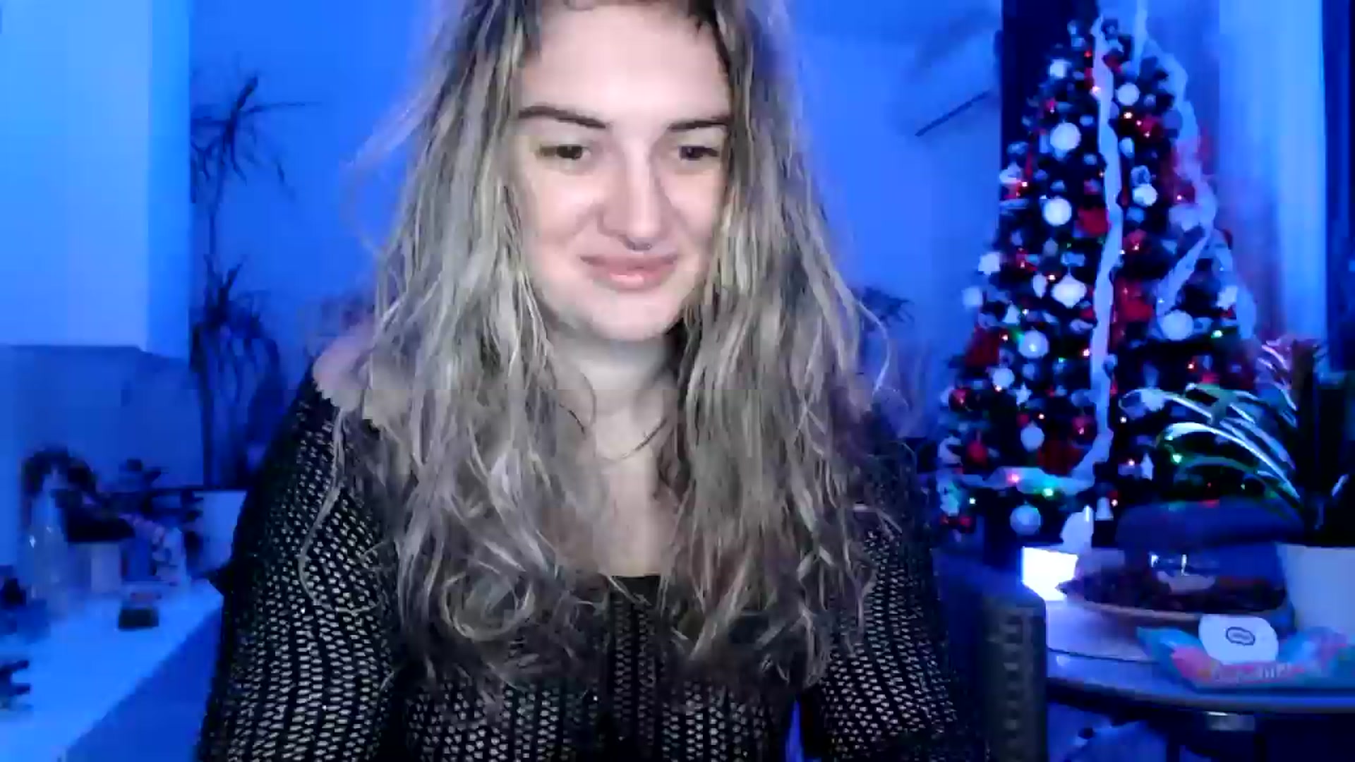 Gallery image thumbnail from MissDivinna's myfreecams stream on, 12/24/2024, 24:51 image 10 of 20