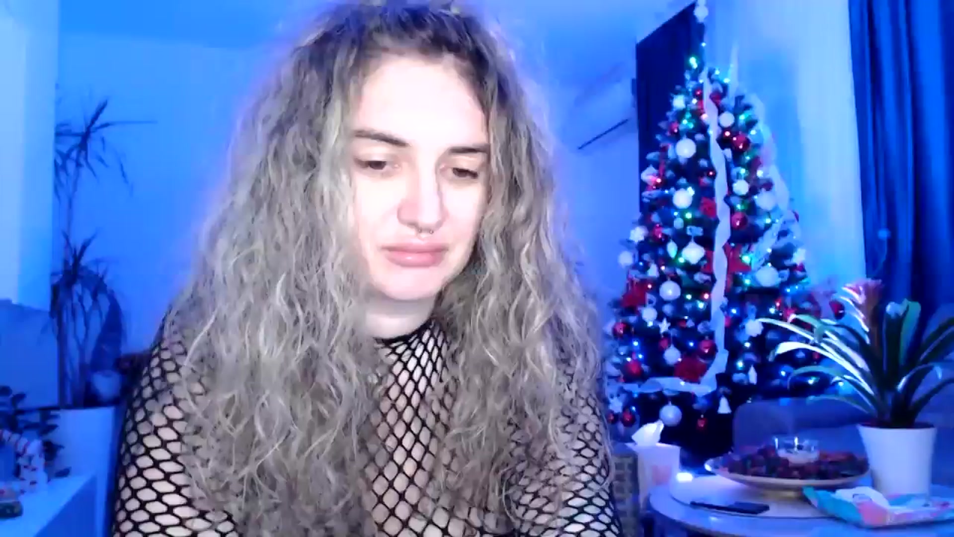 Gallery image thumbnail from MissDivinna's myfreecams stream on, 12/25/2024, 06:17 image 15 of 20