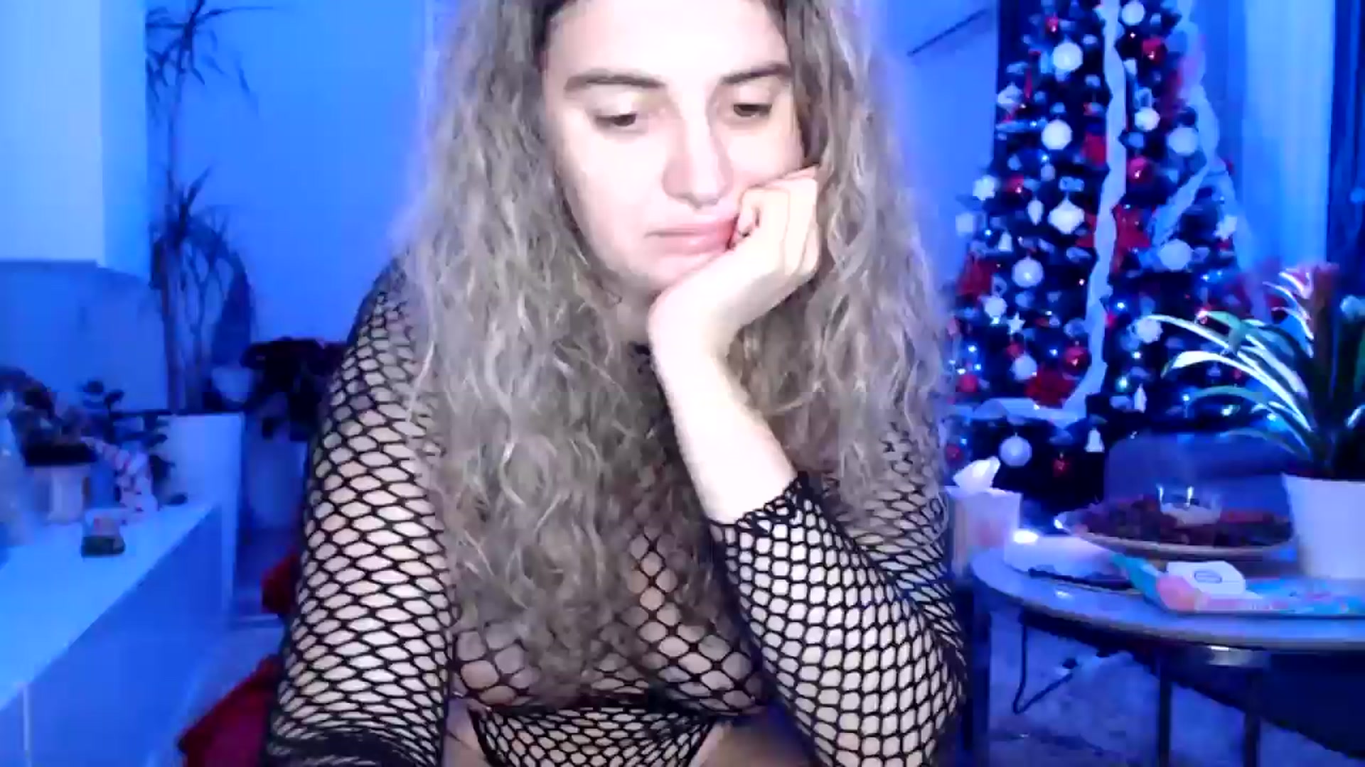 Gallery image thumbnail from MissDivinna's myfreecams stream on, 12/25/2024, 06:17 image 1 of 20