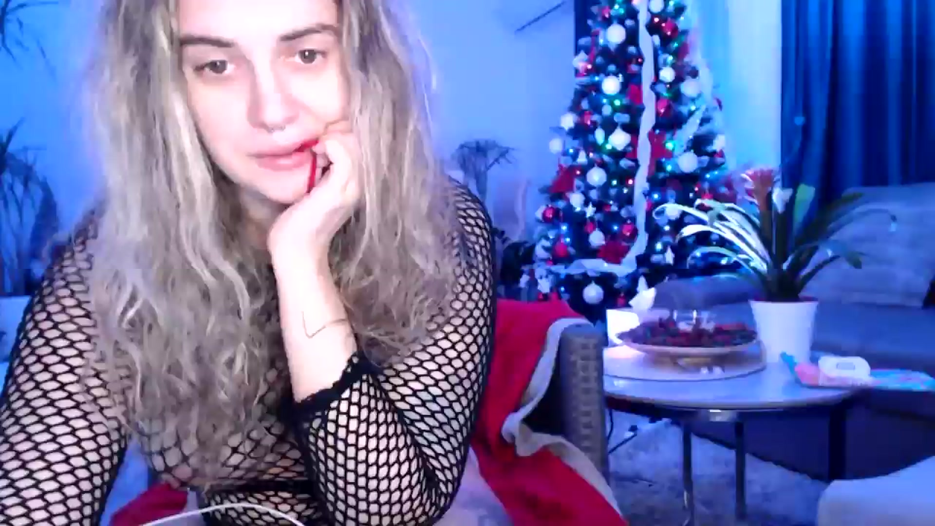 Gallery image thumbnail from MissDivinna's myfreecams stream on, 12/26/2024, 06:54 image 14 of 20