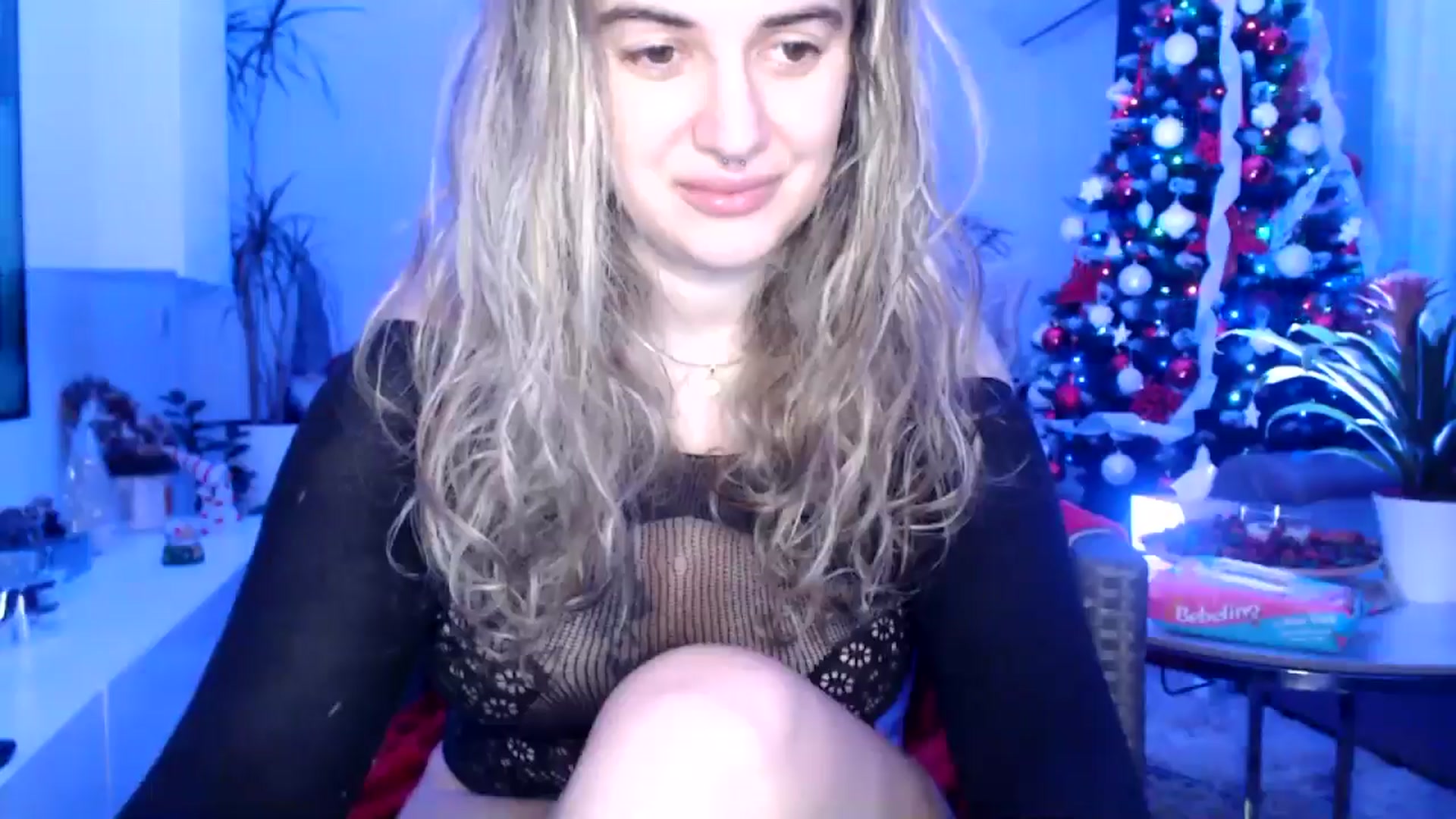 Gallery image thumbnail from MissDivinna's myfreecams stream on, 12/28/2024, 23:11 image 13 of 20