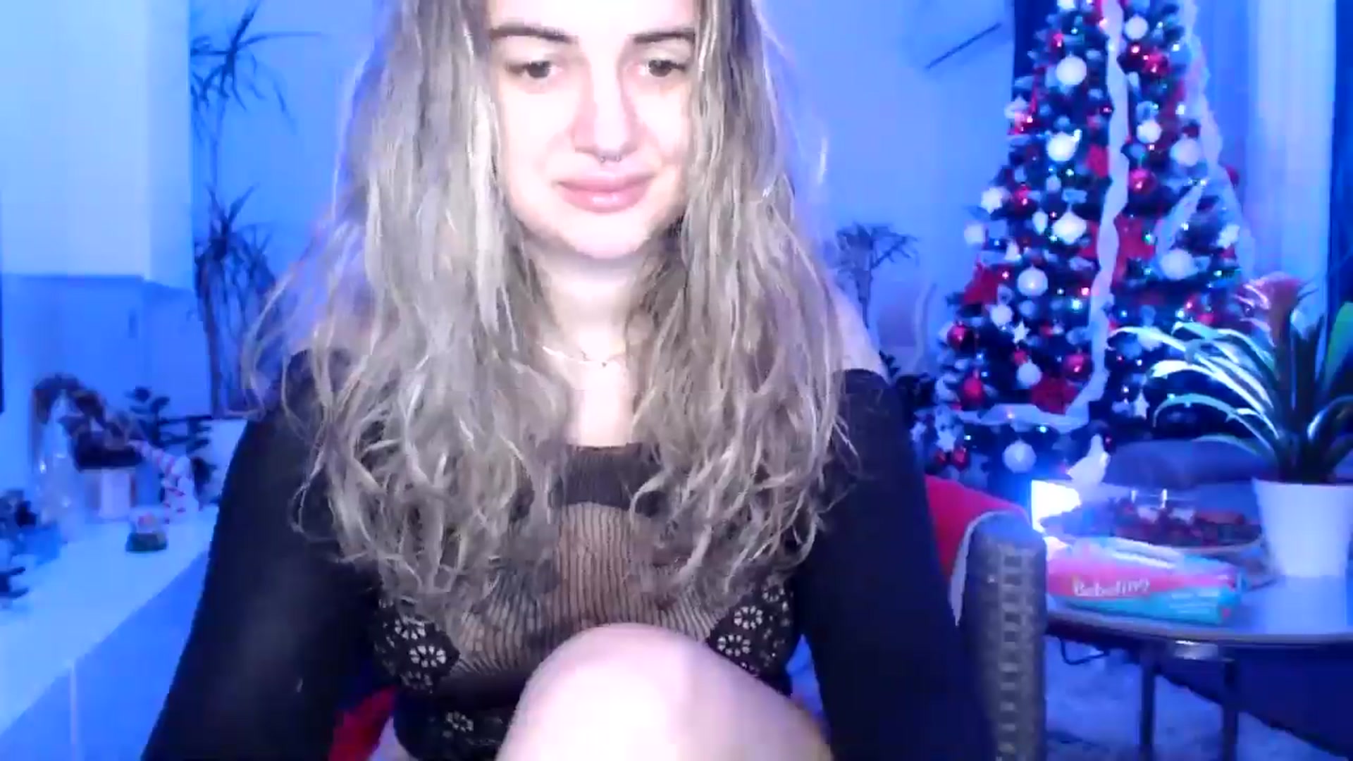 Gallery image thumbnail from MissDivinna's myfreecams stream on, 12/28/2024, 23:34 image 3 of 20