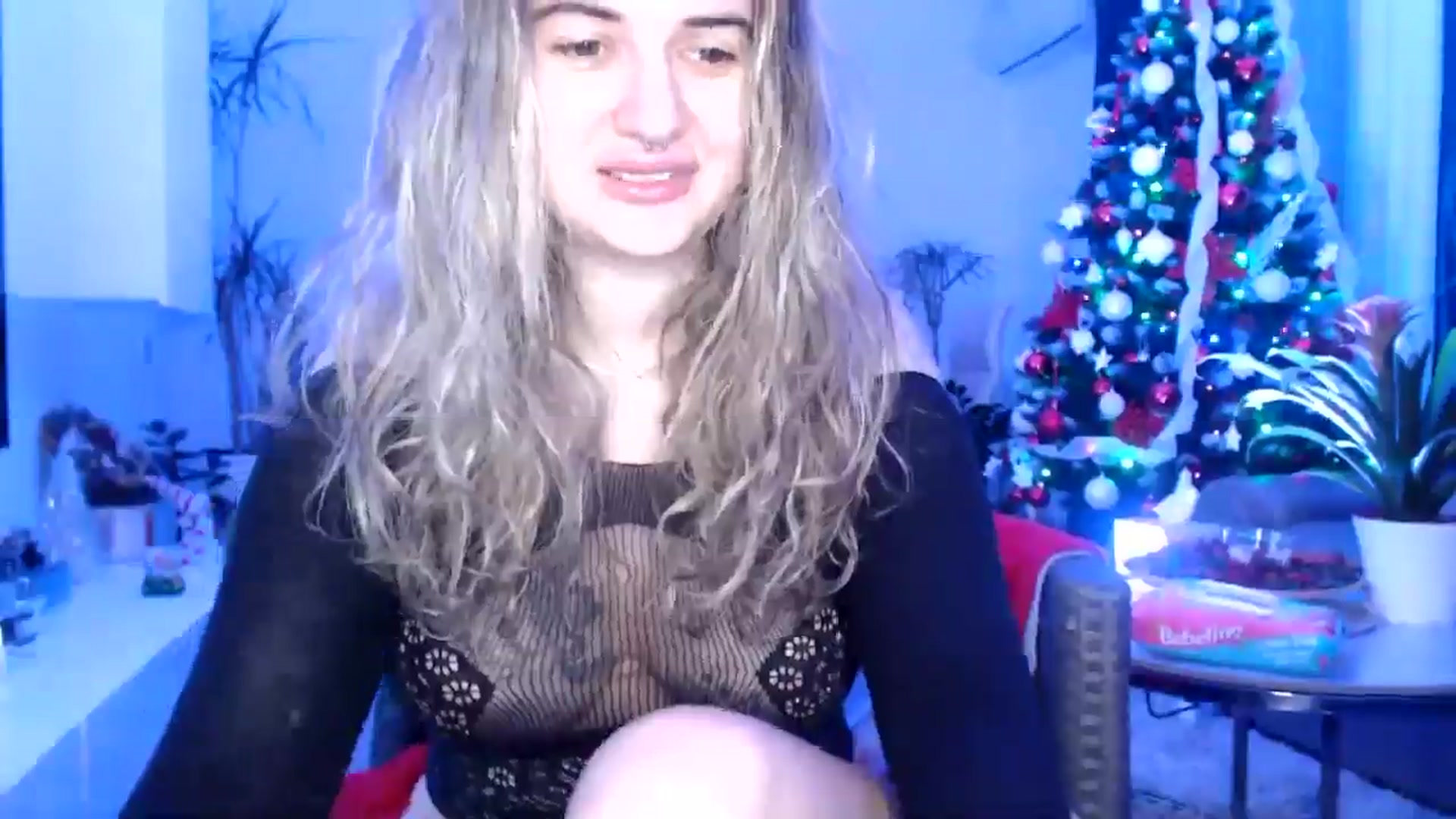 Gallery image thumbnail from MissDivinna's myfreecams stream on, 12/28/2024, 23:34 image 6 of 20