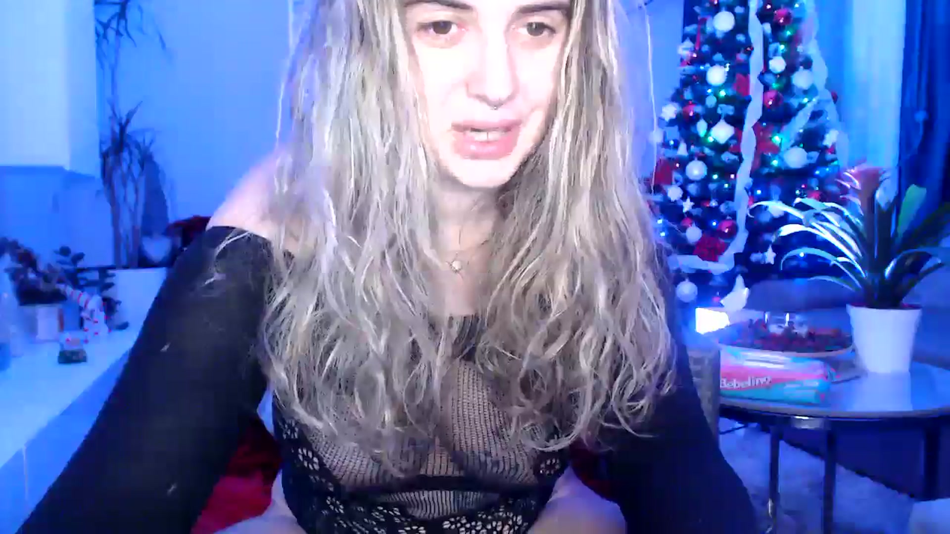 Gallery image thumbnail from MissDivinna's myfreecams stream on, 12/29/2024, 03:03 image 19 of 20