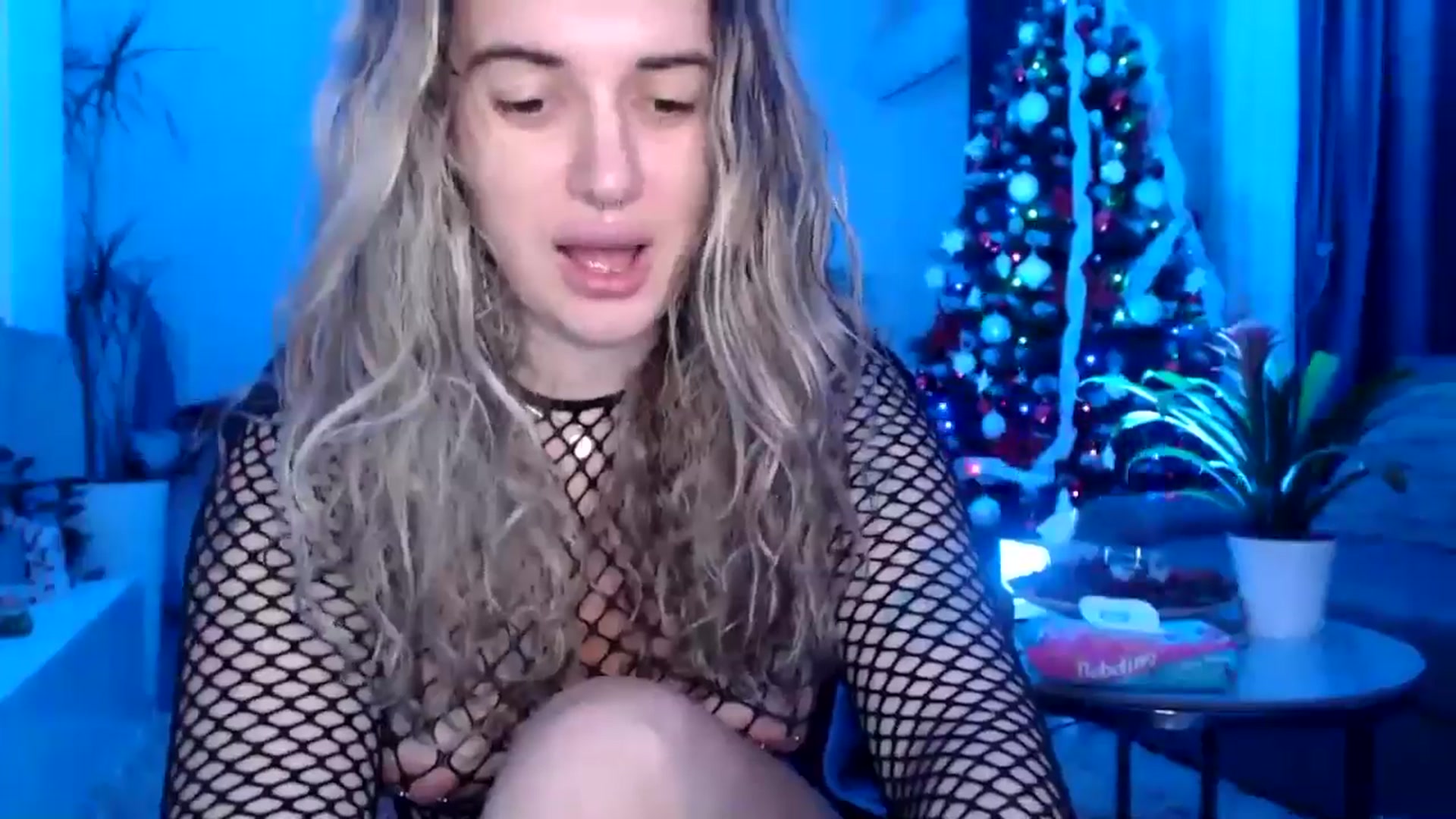 Gallery image thumbnail from MissDivinna's myfreecams stream on, 12/30/2024, 24:31 image 17 of 20