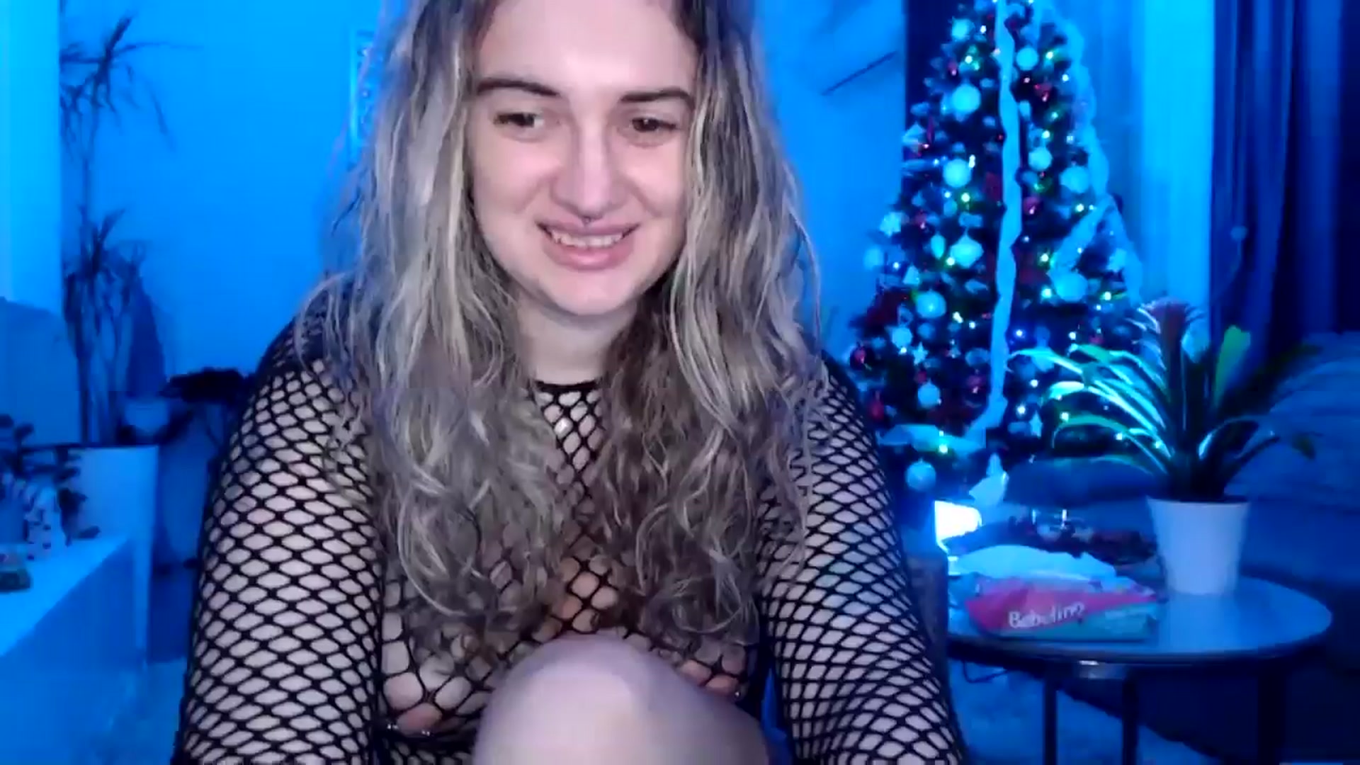 Gallery image thumbnail from MissDivinna's myfreecams stream on, 12/30/2024, 24:31 image 19 of 20