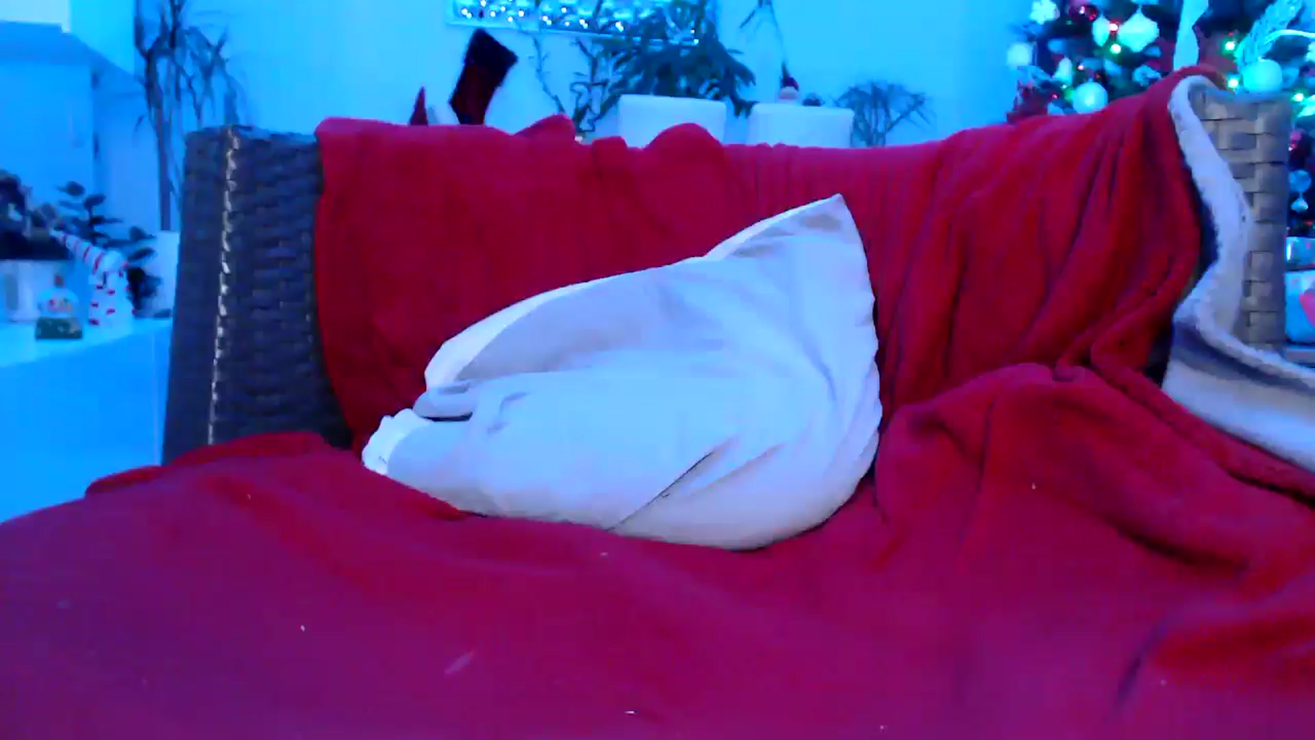 Gallery image thumbnail from MissDivinna's myfreecams stream on, 12/31/2024, 01:08 image 17 of 20