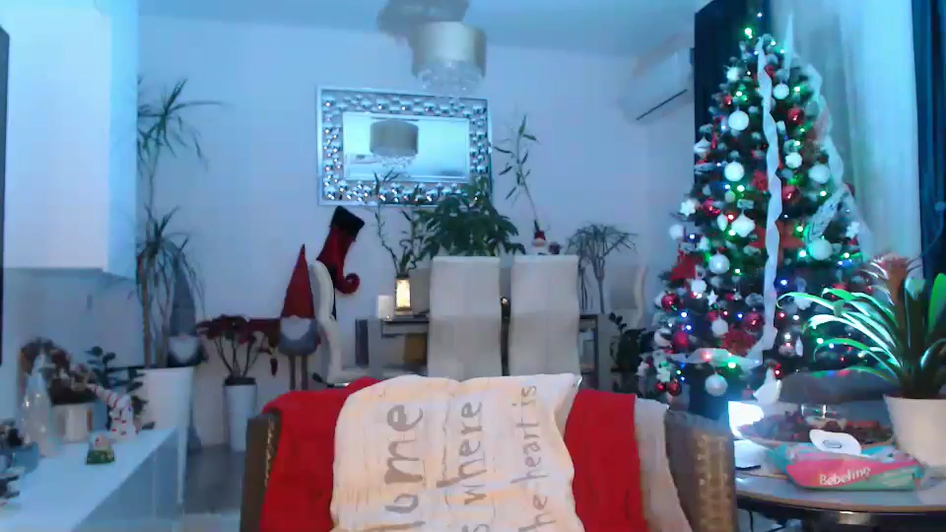 Gallery image thumbnail from MissDivinna's myfreecams stream on, 12/31/2024, 03:50 image 20 of 20