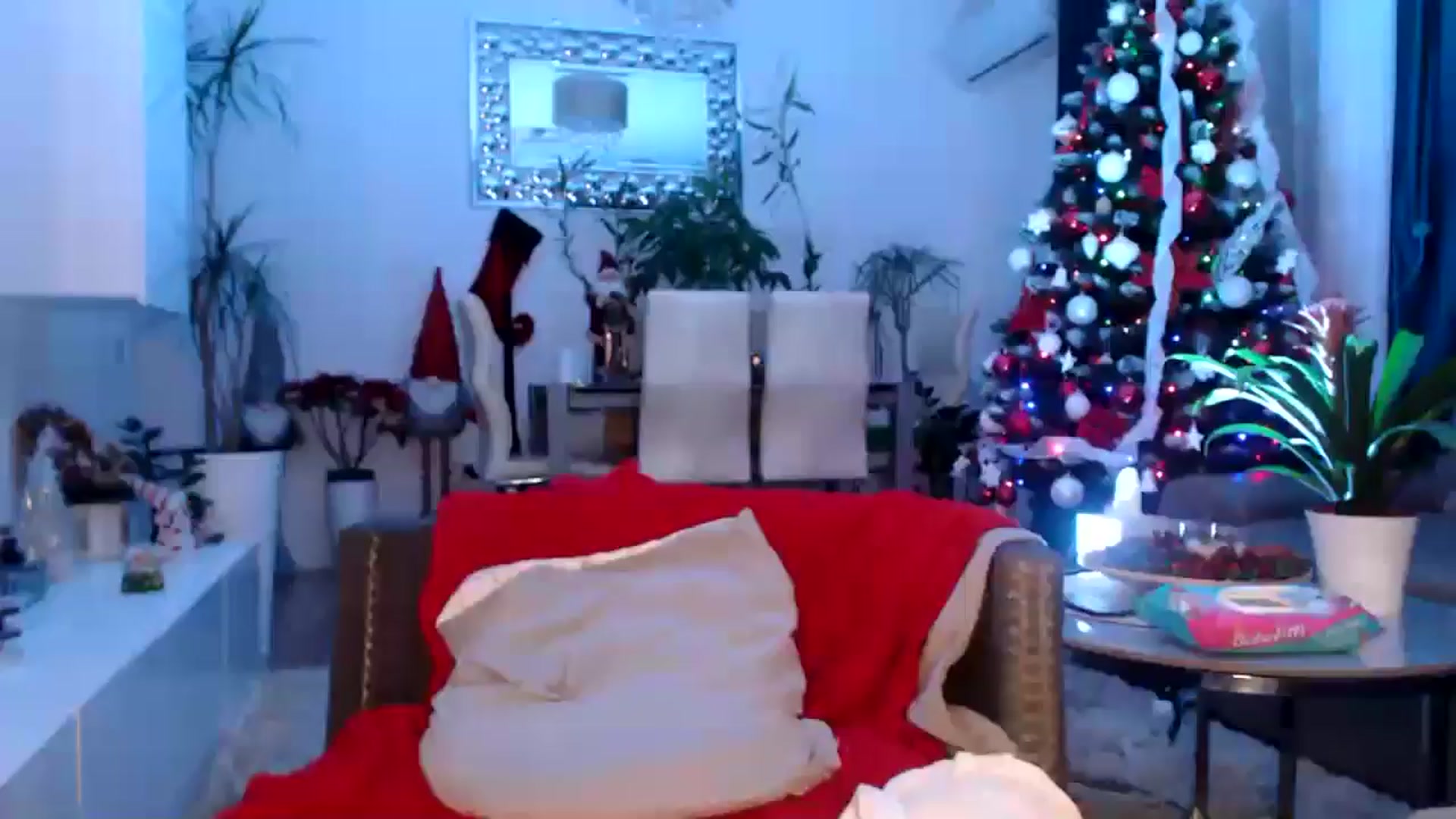 Gallery image thumbnail from MissDivinna's myfreecams stream on, 01/01/2025, 03:16 image 3 of 20