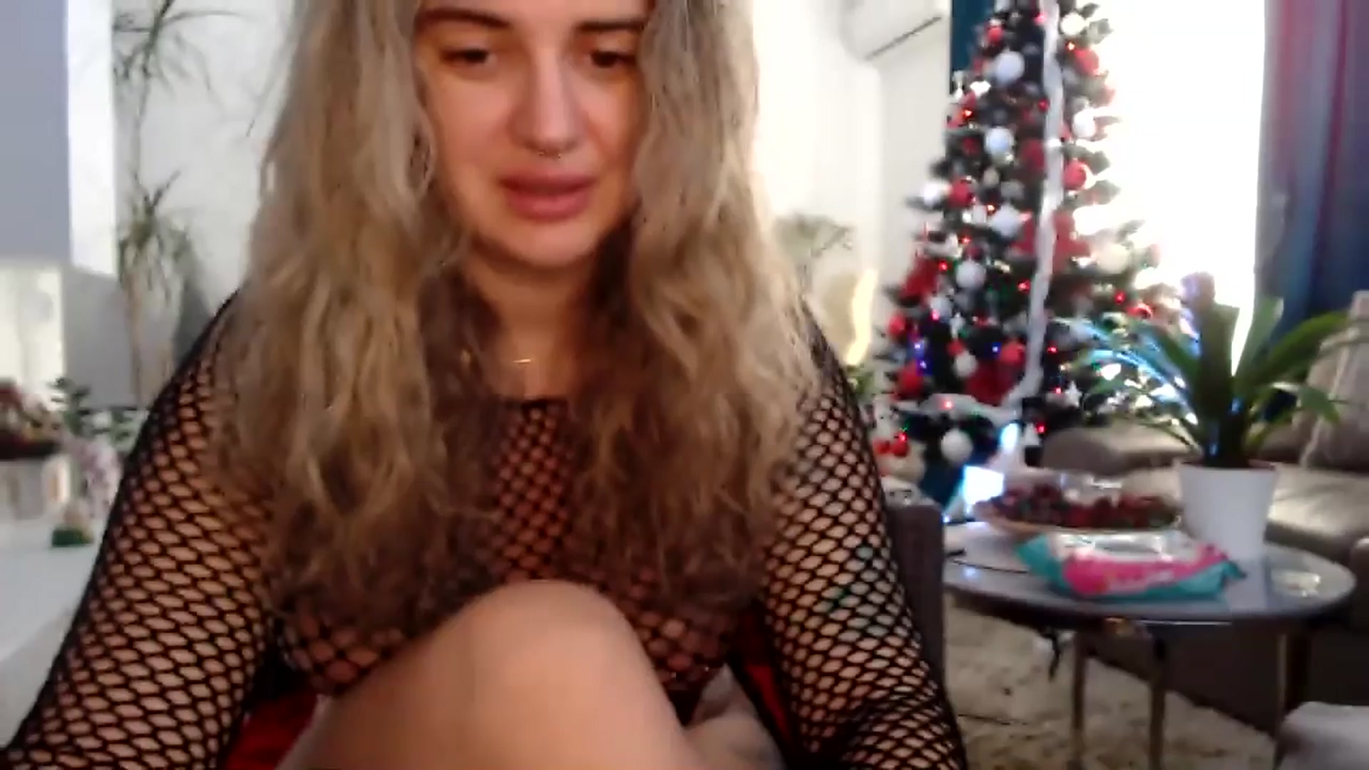 Gallery image thumbnail from MissDivinna's myfreecams stream on, 01/01/2025, 07:54 image 19 of 20