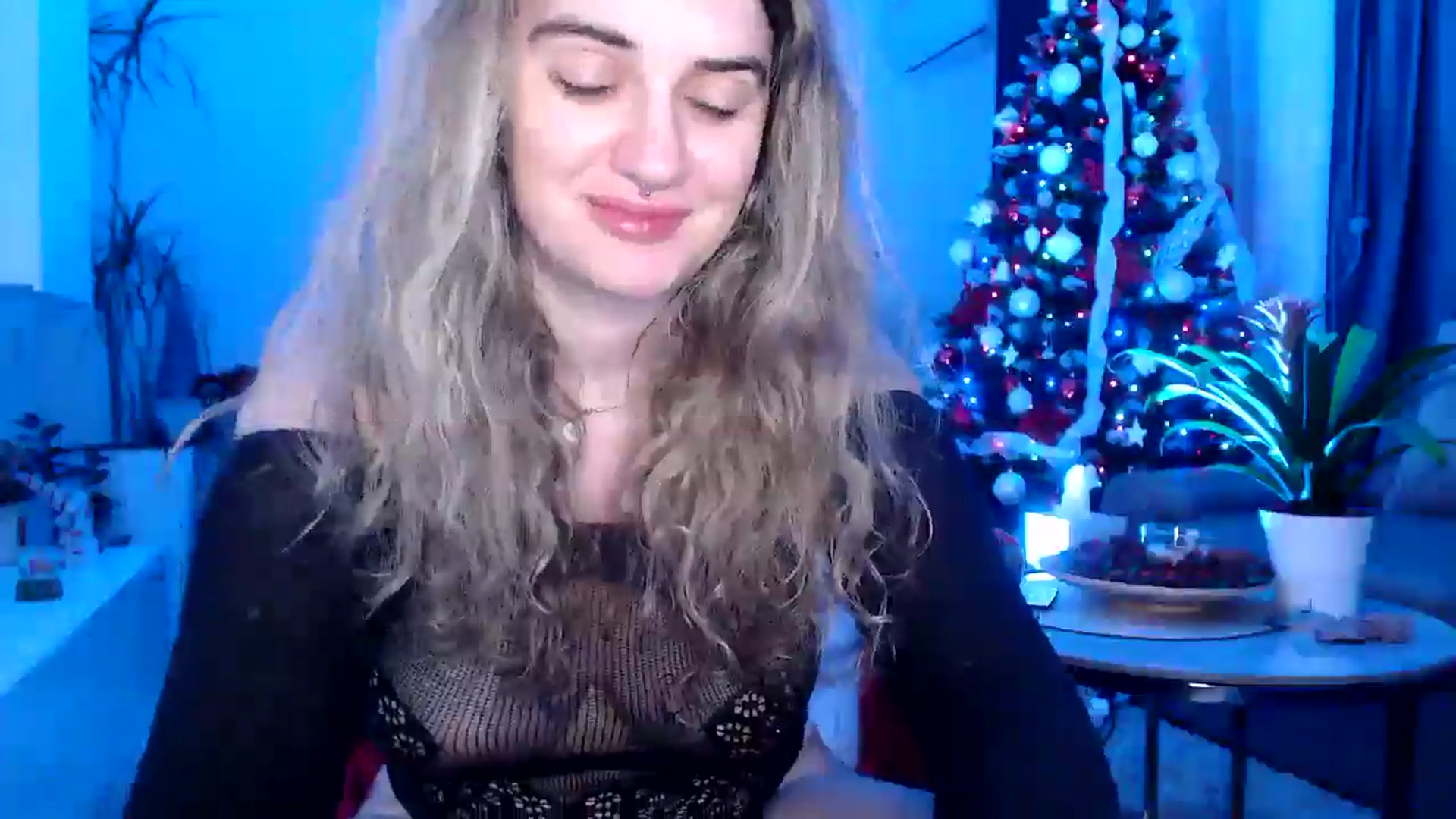 Gallery image thumbnail from MissDivinna's myfreecams stream on, 01/02/2025, 02:58 image 6 of 20