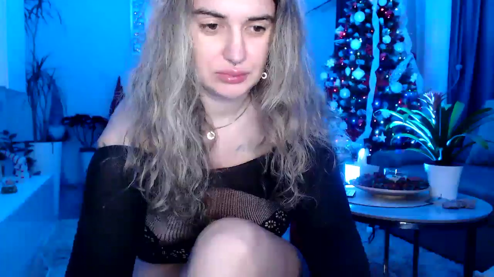 Gallery image thumbnail from MissDivinna's myfreecams stream on, 01/02/2025, 02:58 image 9 of 20