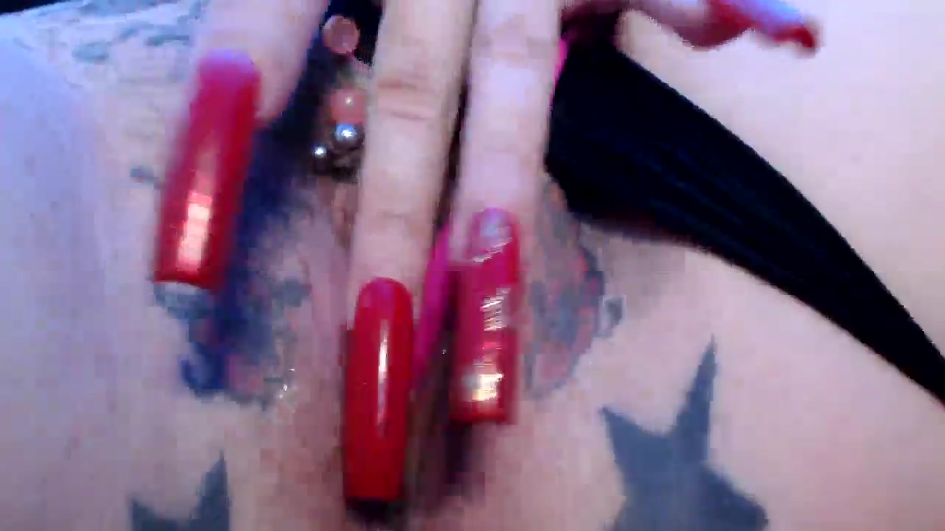 Gallery image thumbnail from MissDivinna's myfreecams stream on, 01/02/2025, 23:33 image 17 of 20