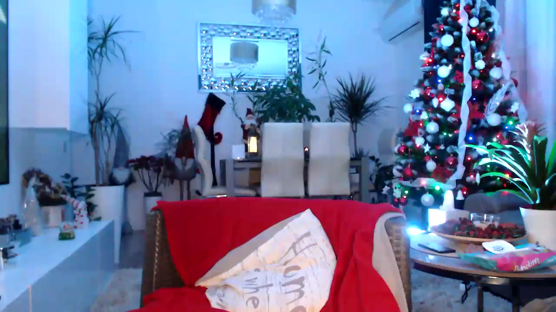Gallery image thumbnail from MissDivinna's myfreecams stream on, 01/05/2025, 01:32 image 6 of 20