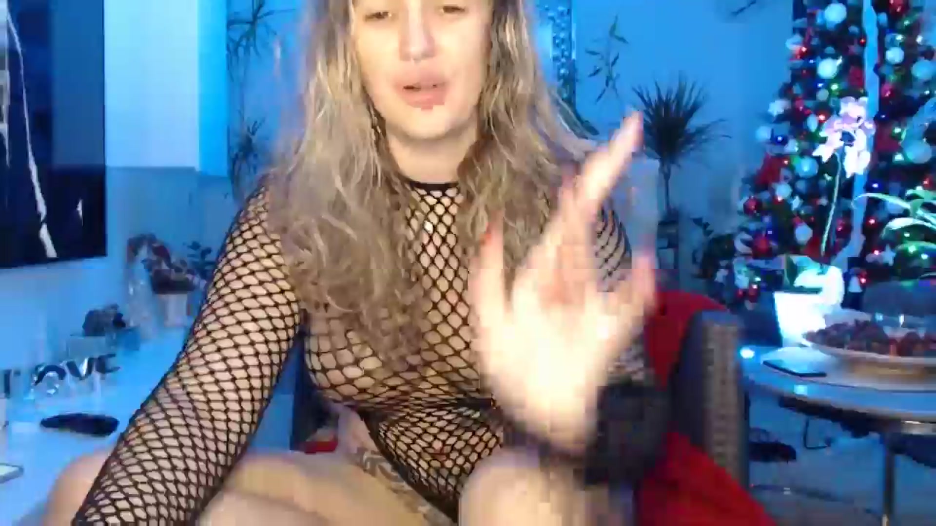 Gallery image thumbnail from MissDivinna's myfreecams stream on, 01/08/2025, 24:01 image 15 of 20