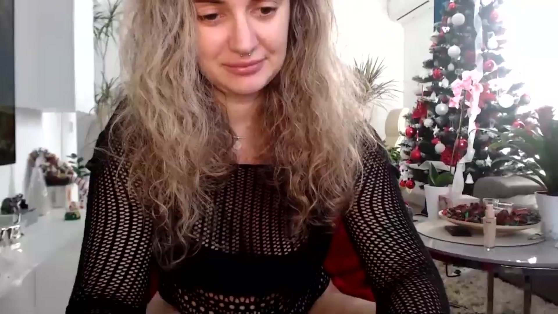 Gallery image thumbnail from MissDivinna's myfreecams stream on, 01/09/2025, 07:46 image 20 of 20