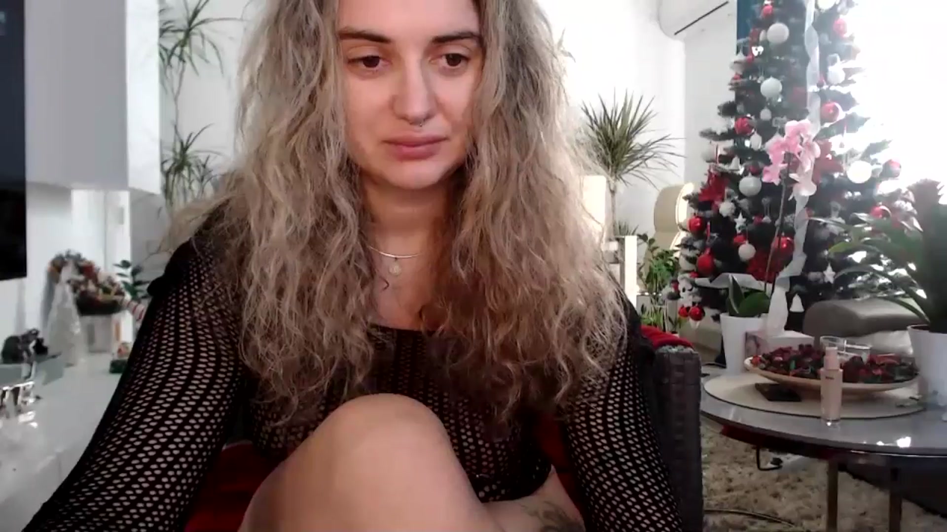 Gallery image thumbnail from MissDivinna's myfreecams stream on, 01/09/2025, 07:46 image 16 of 20