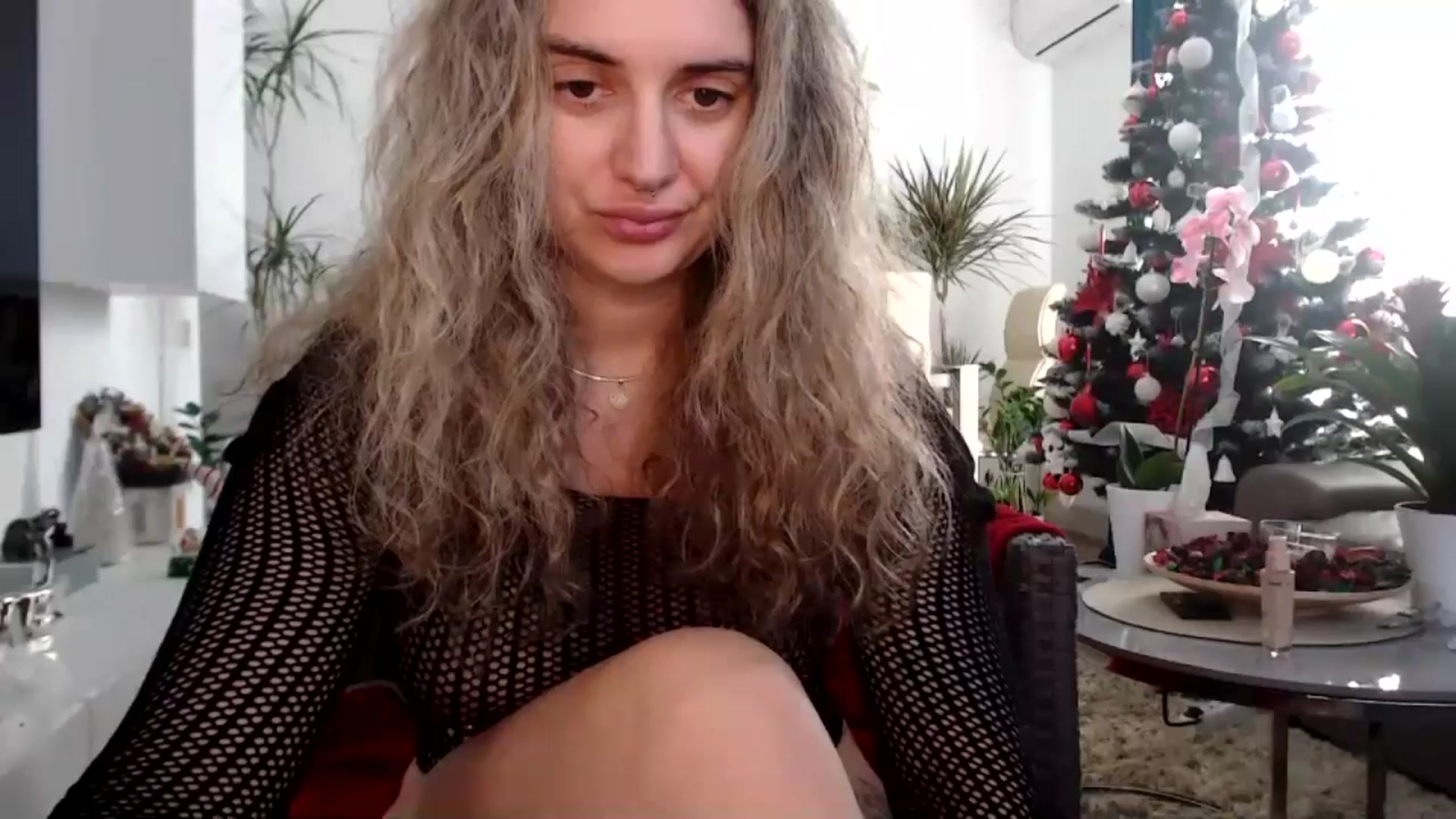 Gallery image thumbnail from MissDivinna's myfreecams stream on, 01/09/2025, 07:46 image 17 of 20