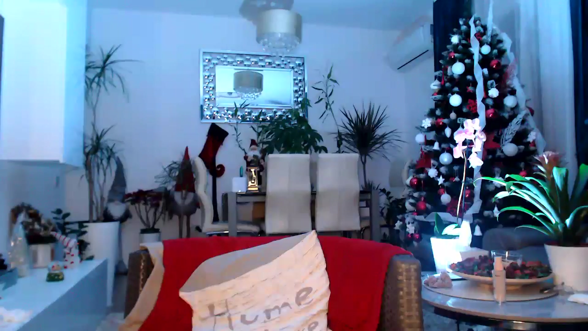 Gallery image thumbnail from MissDivinna's myfreecams stream on, 01/10/2025, 01:17 image 4 of 20