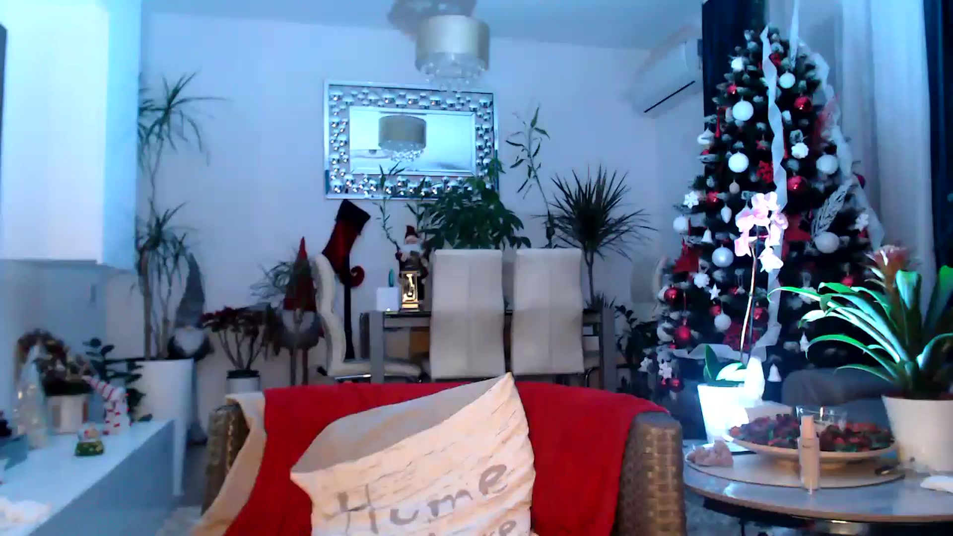 Gallery image thumbnail from MissDivinna's myfreecams stream on, 01/10/2025, 01:17 image 5 of 20