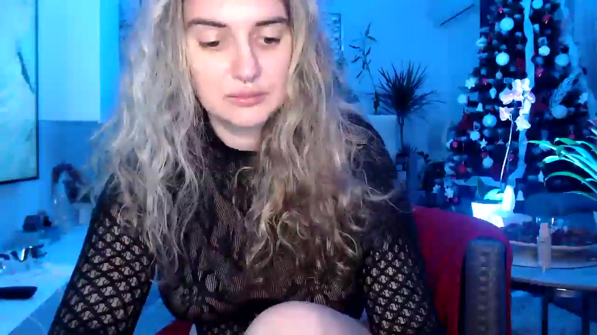 Gallery image thumbnail from MissDivinna's myfreecams stream on, 01/10/2025, 04:45 image 8 of 20