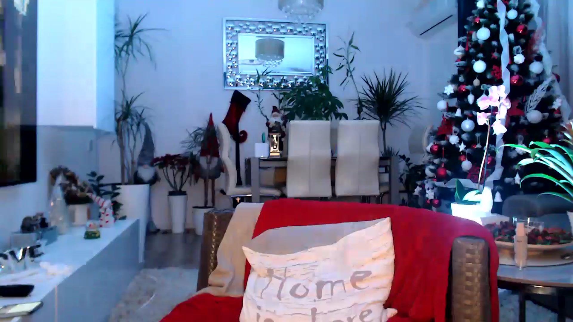 Gallery image thumbnail from MissDivinna's myfreecams stream on, 01/10/2025, 04:45 image 9 of 20