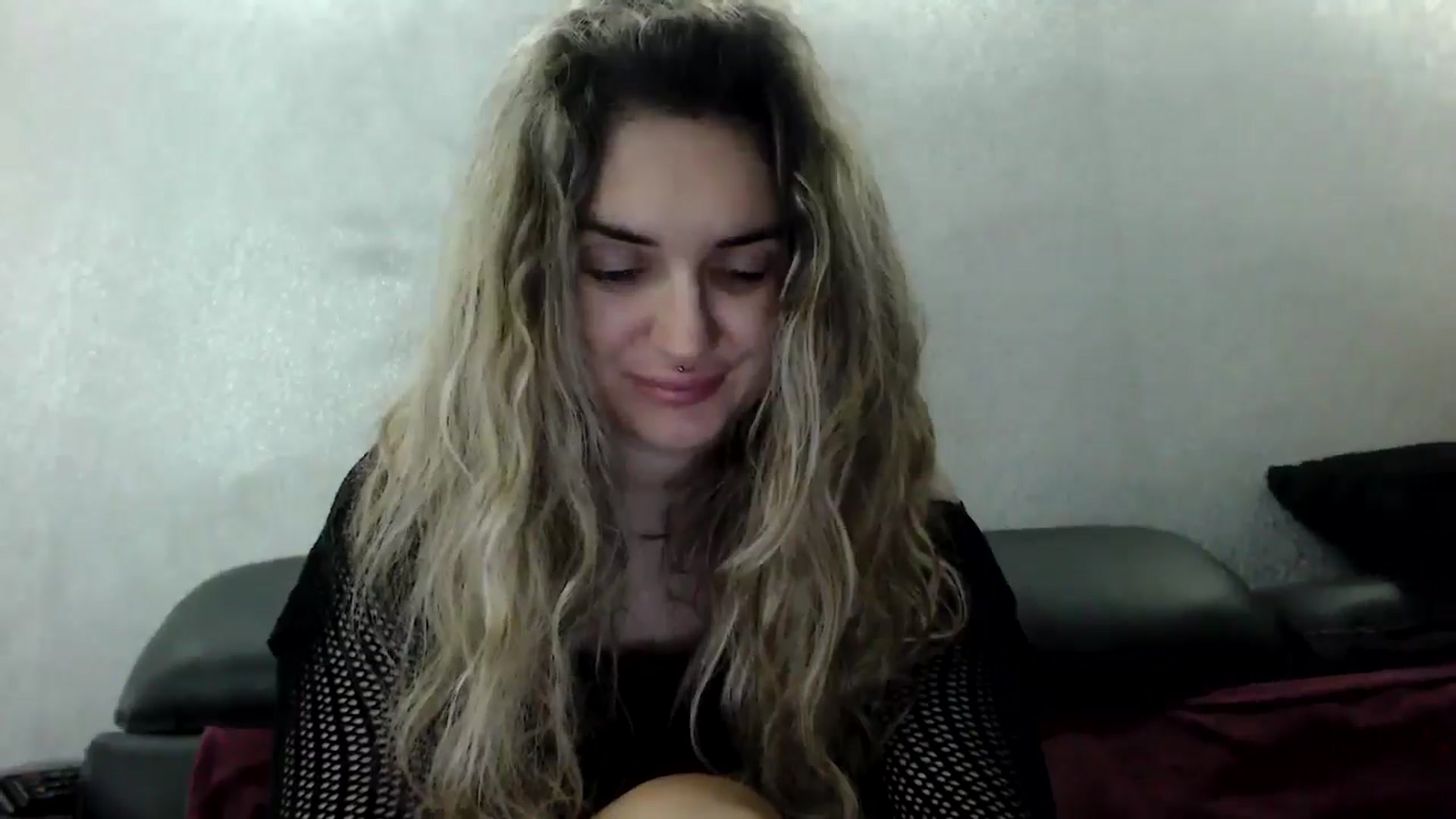 Gallery image thumbnail from MissDivinna's myfreecams stream on, 01/18/2025, 03:21 image 18 of 20