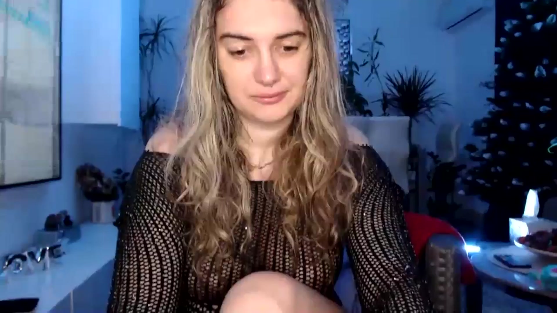 Gallery image thumbnail from MissDivinna's myfreecams stream on, 01/22/2025, 23:33 image 16 of 20