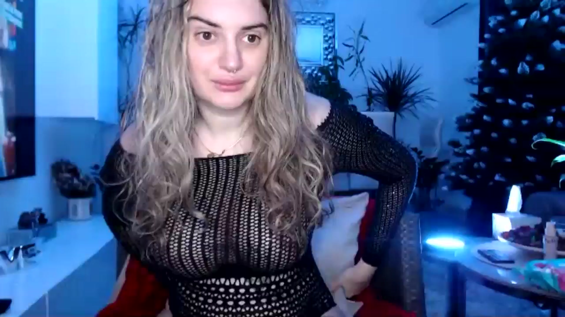 Gallery image thumbnail from MissDivinna's myfreecams stream on, 01/22/2025, 23:33 image 1 of 20